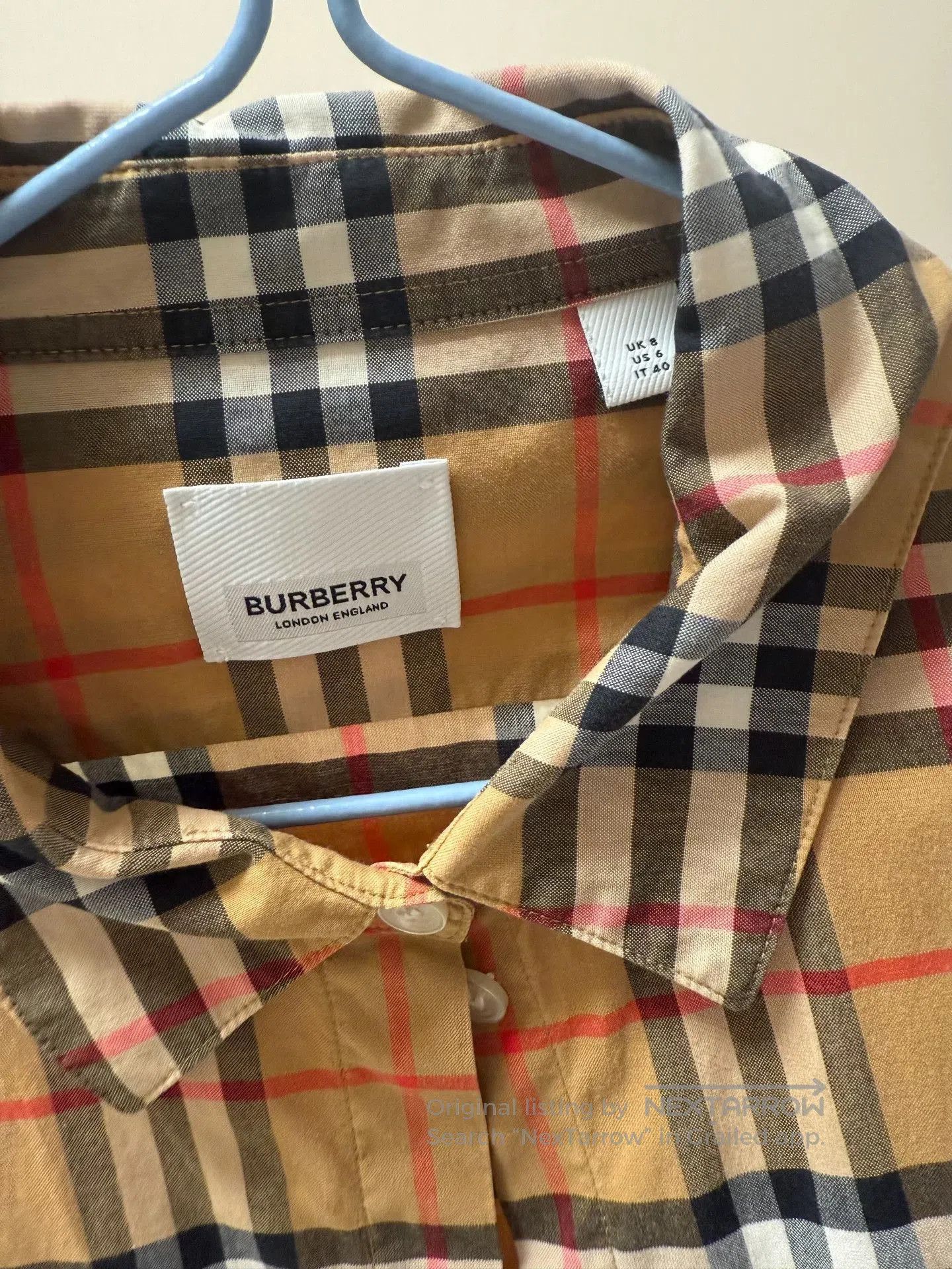 Burberry Burberry Check Button. Size M / US 6-8 / IT 42-44 - 2 Thumbnail