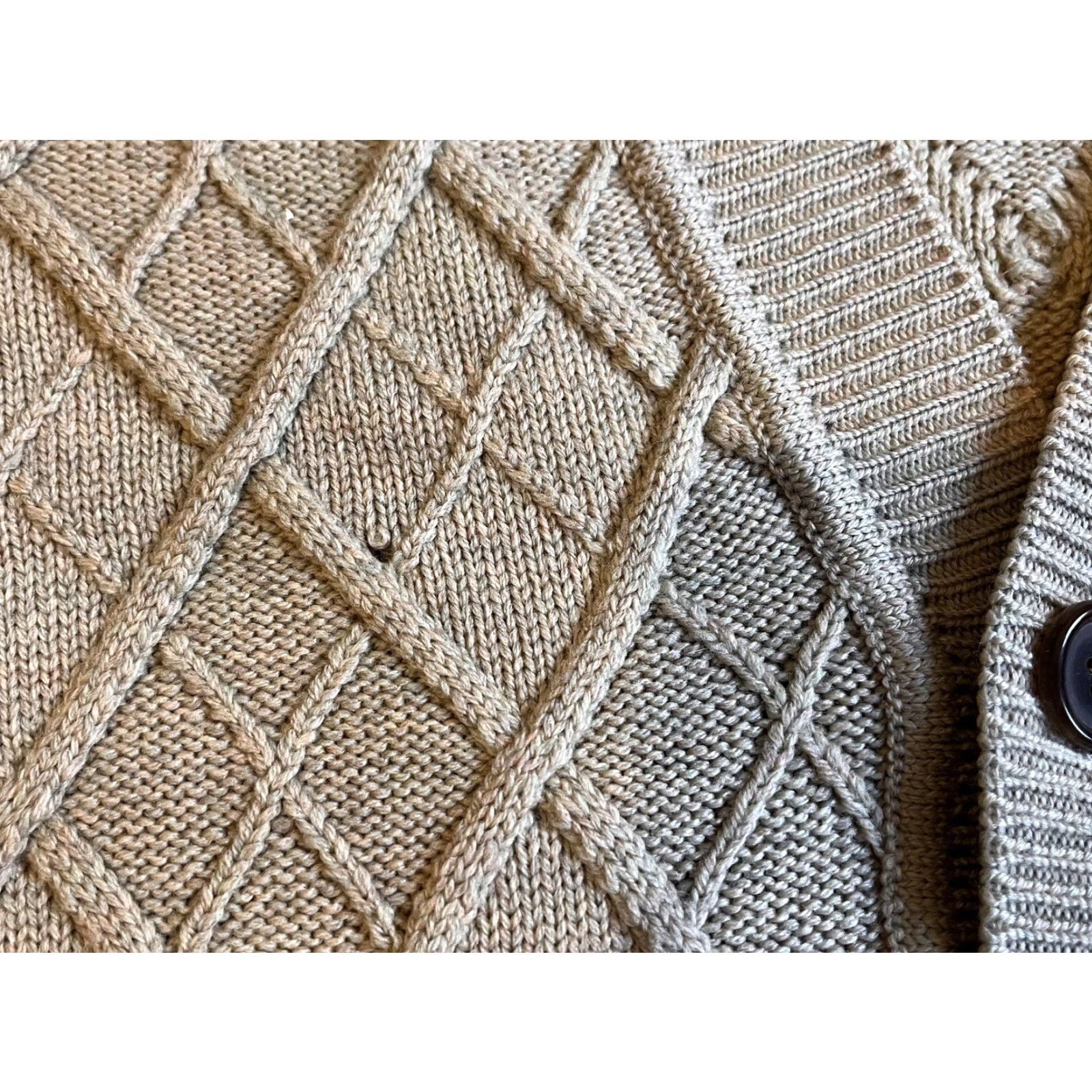 Salvatore Ferragamo Salvatore Ferragamo Diamond Cardigan Sweater Women’s Large Beige Size L / US 10 / IT 46 - 5 Thumbnail
