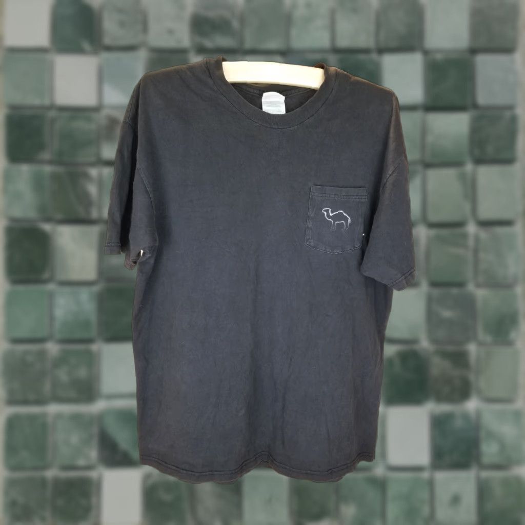 Hanes VINTAGE 90' JOE CARMEL CIGARETTE PROMO ONE POCKET BLACK T-SHIRT SZ XL Hanes T-Shirt Men XL Black Pocket Crew Neck Short Sleeve Cotton Shirt 90s Mens Size US XL / EU 56 / 4 - 1 Thumbnail