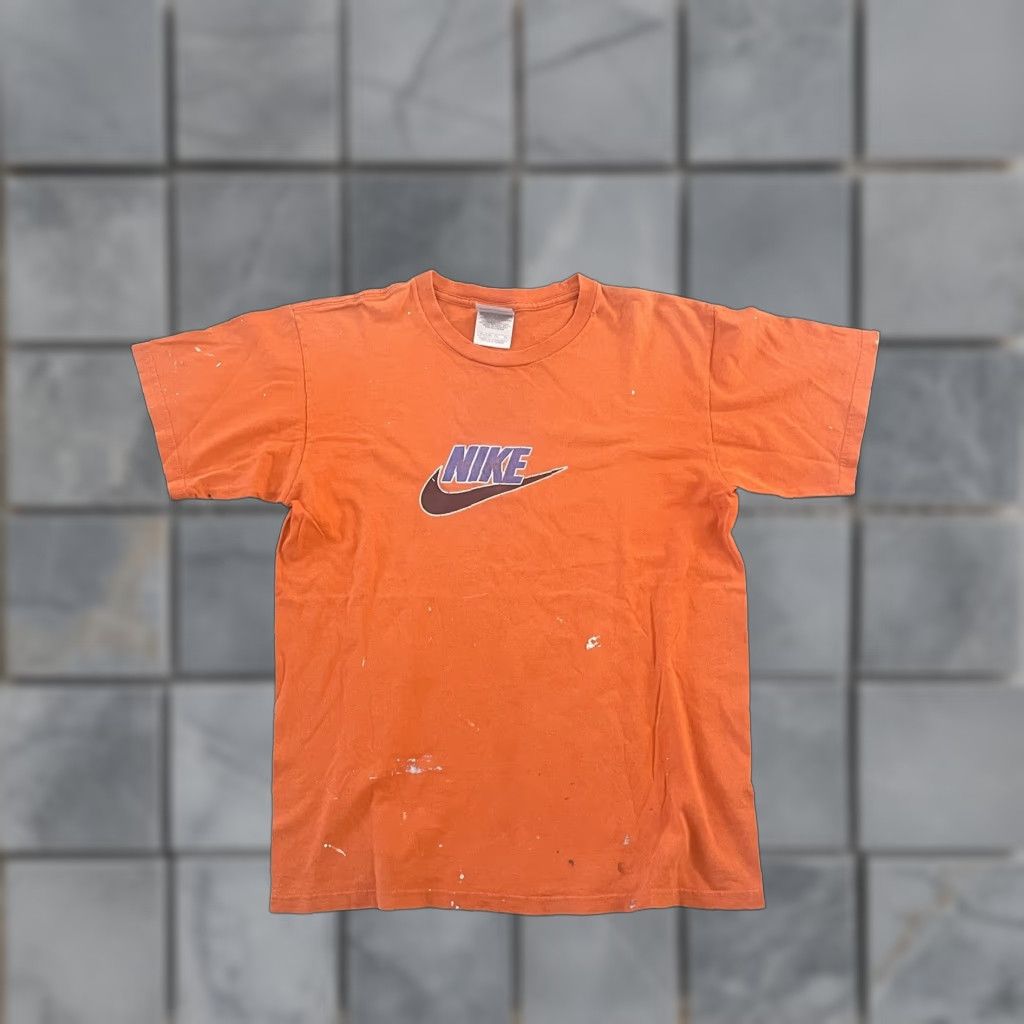 Nike VINTAGE Nike T-Shirt Orange Silver Tag M Men Shirt 19x25 .5 Metal Size US M / EU 48-50 / 2 - 1 Thumbnail