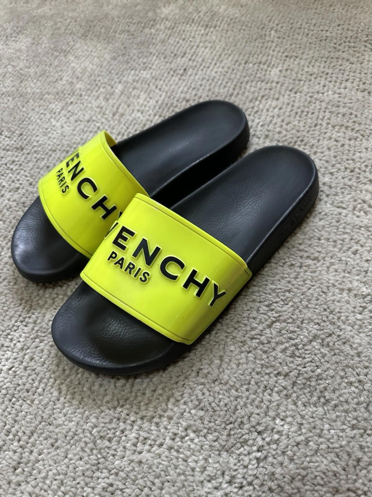 Givenchy Givenchy Yellow & Black Logo Flat Slides Size US 10 / EU 43 - 2 Thumbnail
