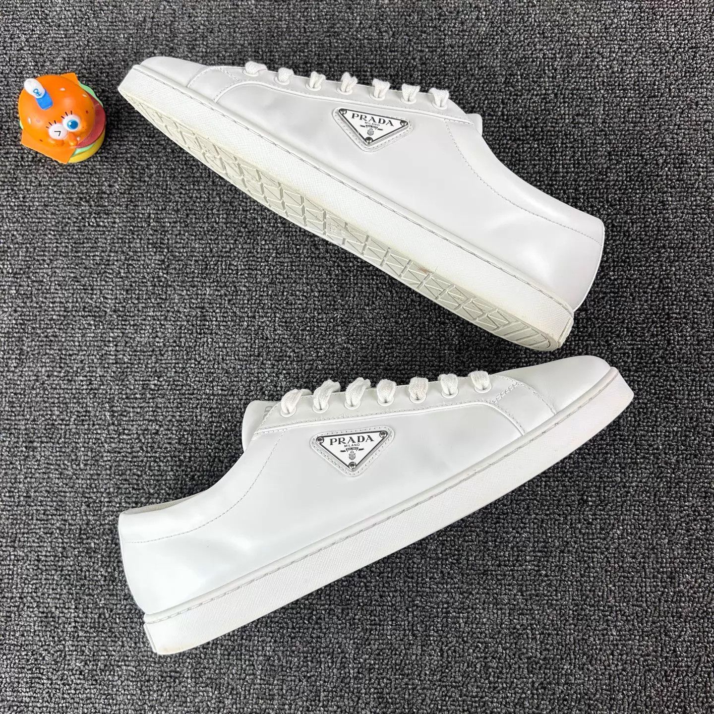 Prada Prada Triangle Logo White Sneaker Size 43 Size US 10 / EU 43 - 4 Thumbnail