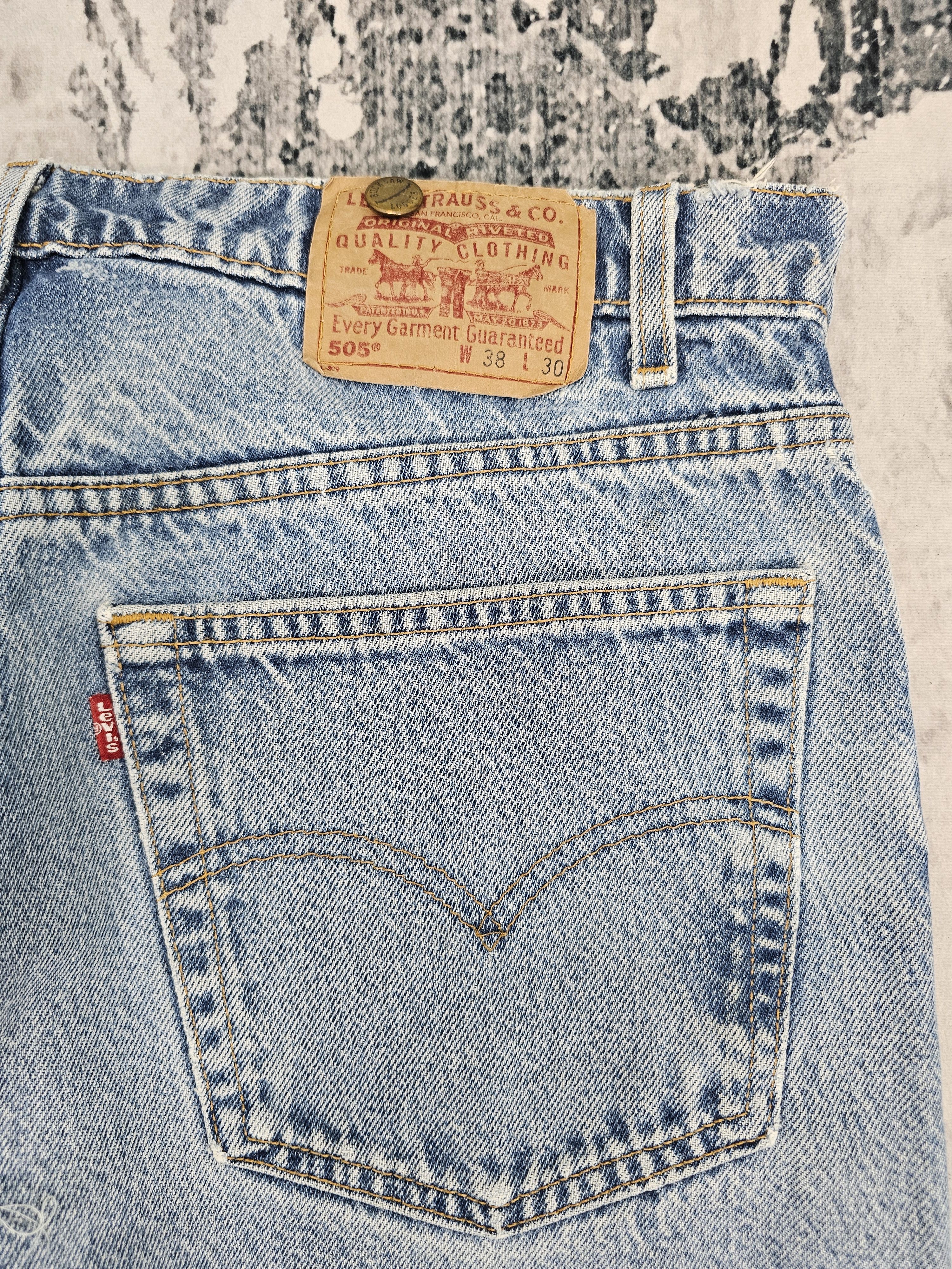 Levi's Vintage Clothing Vtg 90's LEVIS 505 Ripped Faded Jeans Made In USA L0551 Size US 38 / EU 54 - 10 Thumbnail