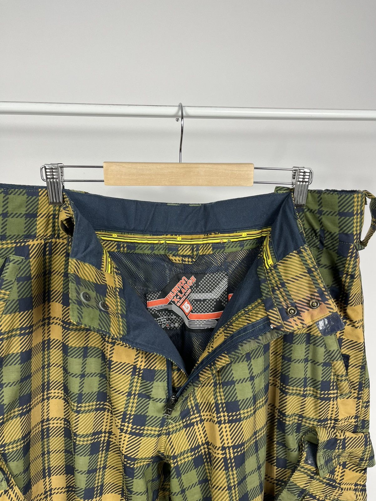 Burton Burton Plaid Snowboard Pants Cargo Shell XL Size US 36 / EU 52 - 9 Thumbnail