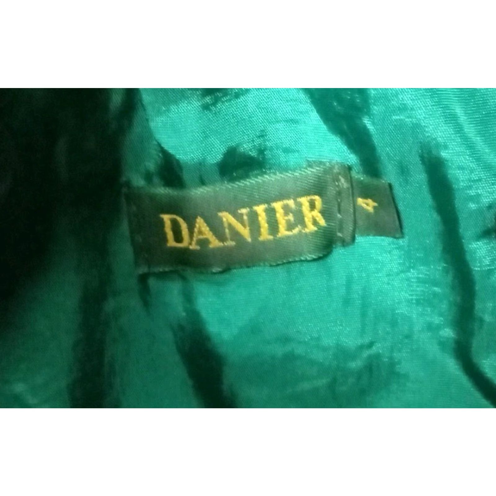 Vintage VINTAGE Danier Suede Leather Pencil Skirt Sz 4 Green Midi Straight & Pencil Zipper Snap All Seasons Lined Vintage 80s Retro Womens Size 27" / US 4 / IT 40 - 4 Thumbnail