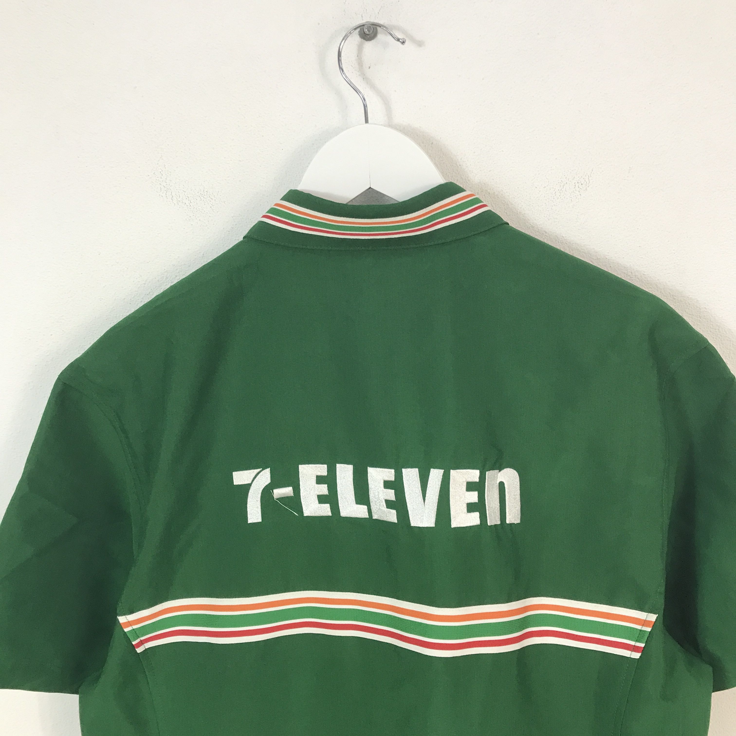 Other 7-eleven Embroidery Logo Worker Japan jacket Size US L / EU 52-54 / 3 - 4 Thumbnail