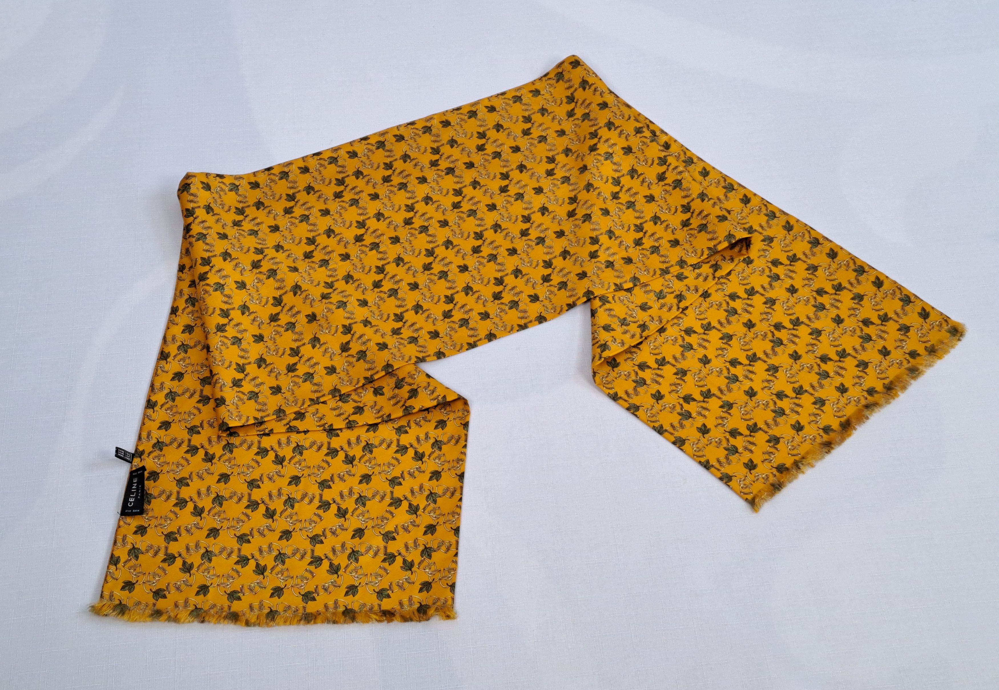 Celine CELINE vintage 1980 silk scarf. Made in Italy Size ONE SIZE - 4 Thumbnail