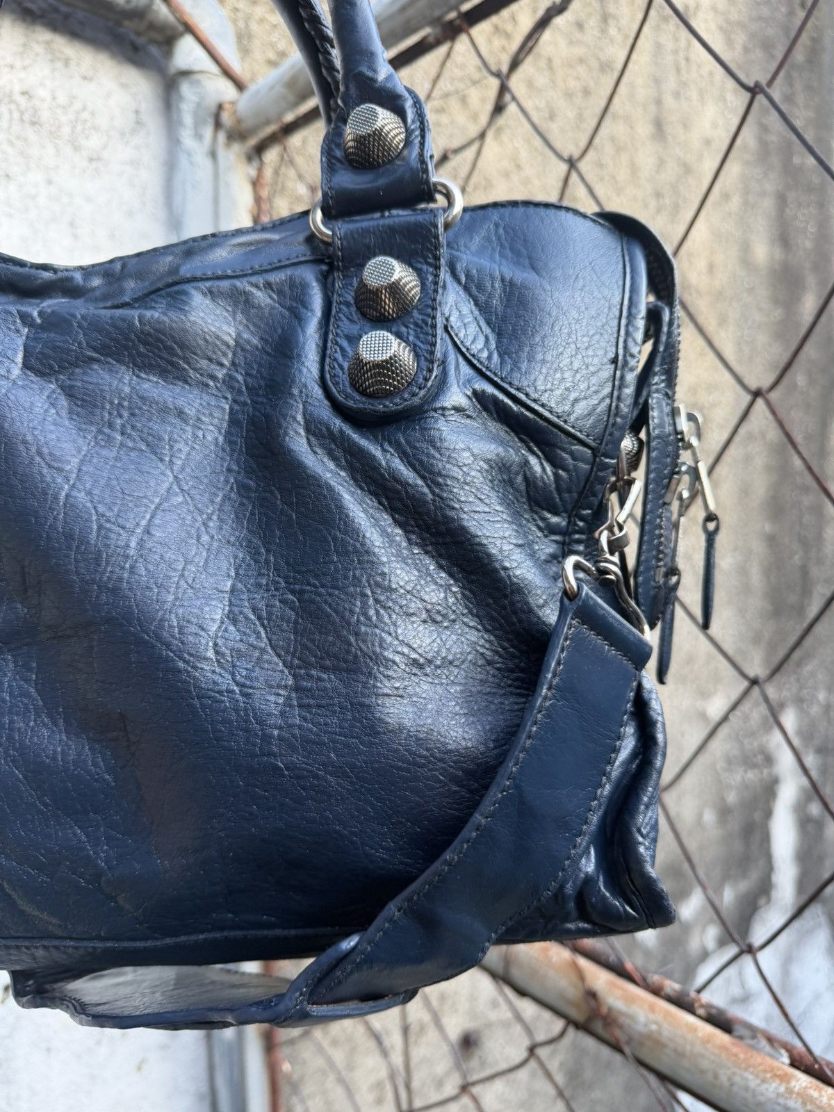Balenciaga Balenciaga - 2000’s - Classic Le City Giant 21 Navy Blue Size ONE SIZE - 6 Thumbnail