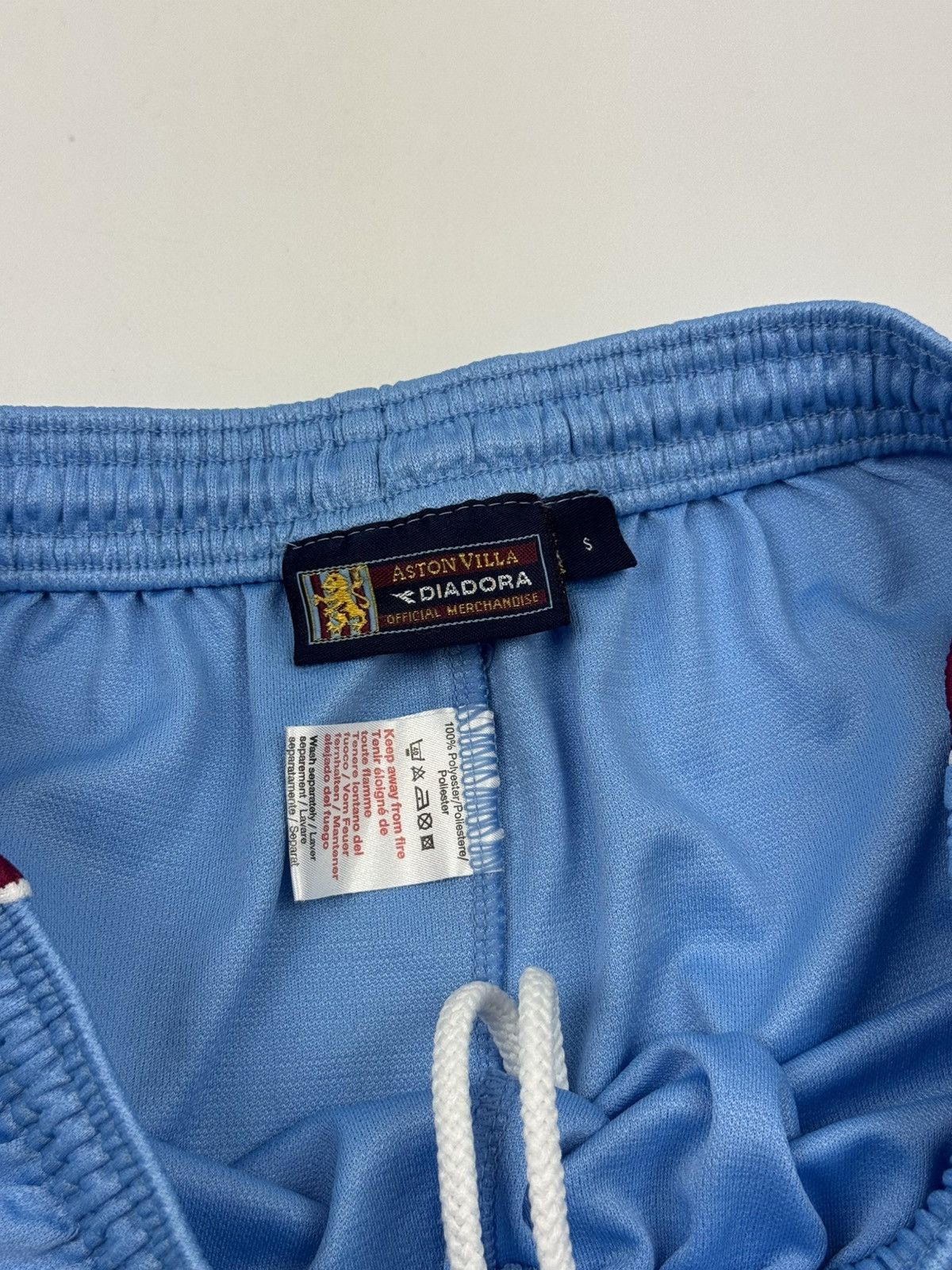 Diadora 00’s Vintage Diadora F.C. Aston Villa Home Soccer Shorts Size US 30 / EU 46 - 7 Thumbnail