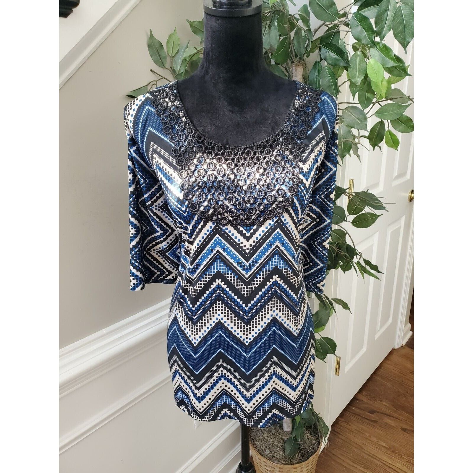 Other Lavish Chevron Polyester Round Neck 3/4 Sleeve Top Blouse Size 3XL / US 20-22 - 5 Thumbnail