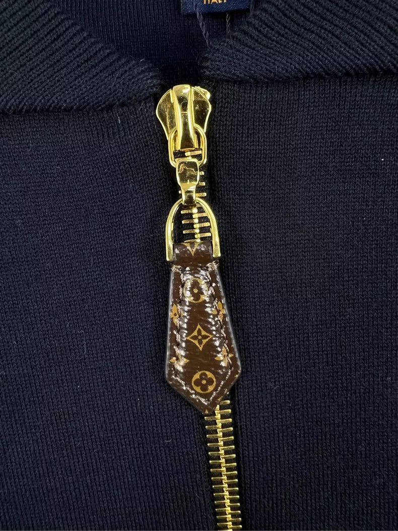 Louis Vuitton Louis Vuitton Arm LOGO Knit Zipper Jacket Size M / US 6-8 / IT 42-44 - 3 Thumbnail