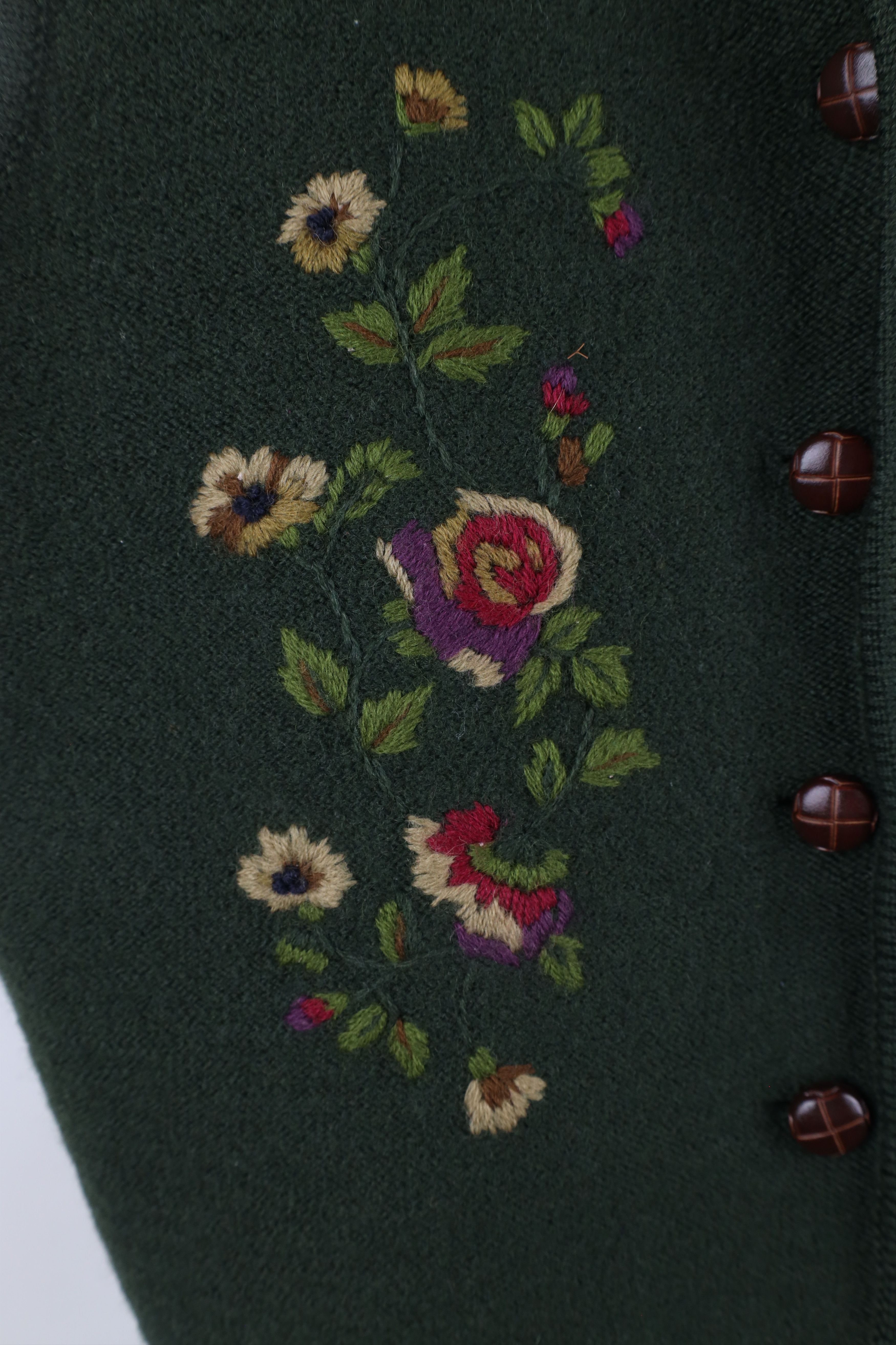 Vintage Vintage 90s Streetwear Hand Embroidered Flower Sweater Vest Size L / US 10 / IT 46 - 6 Thumbnail