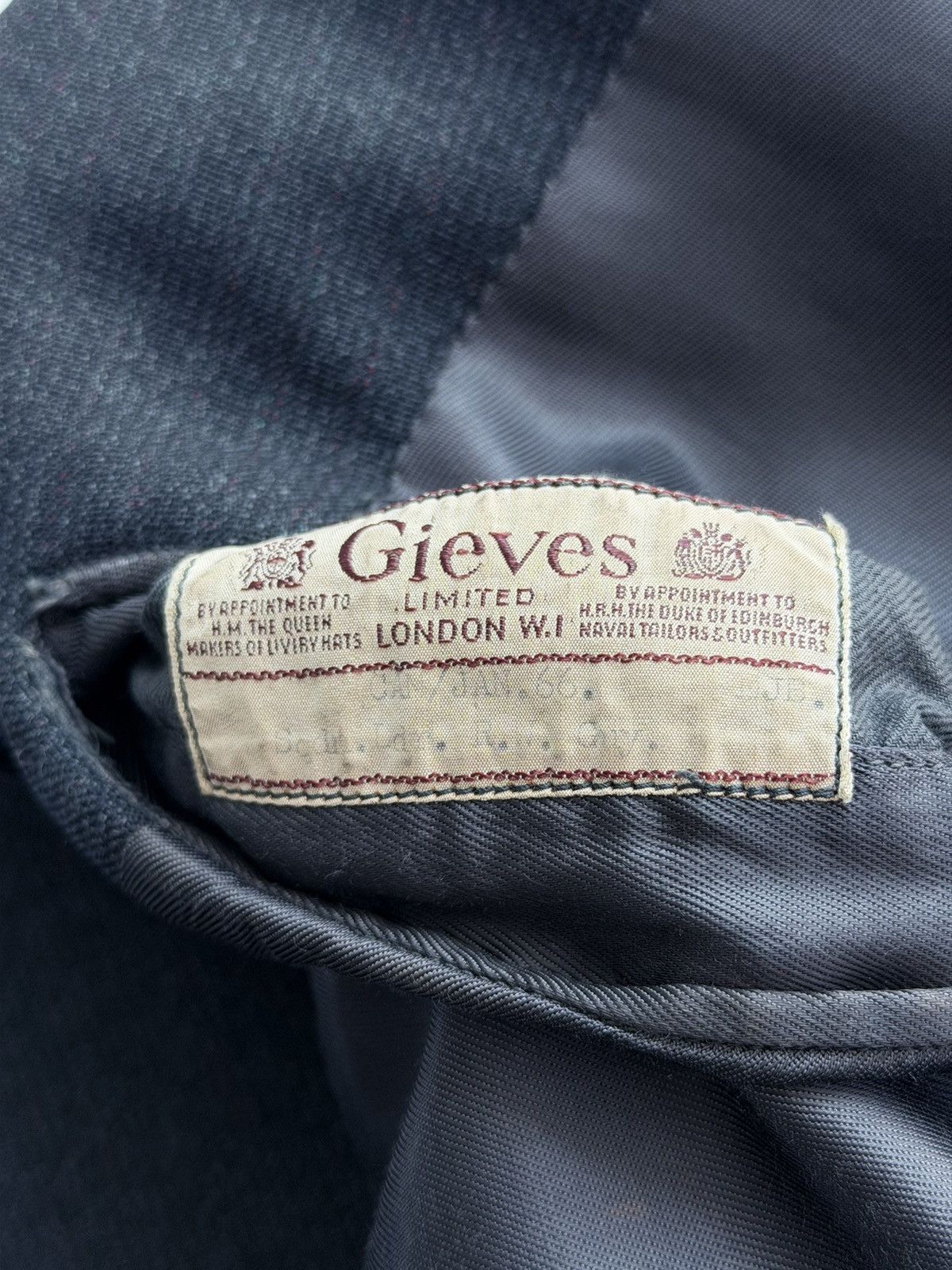Gieves & Hawkes Vintage 1966 Dated Gieves & Hawkes British Wool 3 Piece Suit Size 40R - 6 Thumbnail