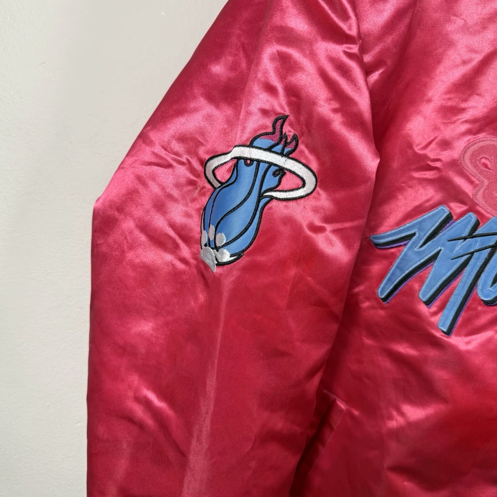 Vintage VINTAGE Headgear Classics Miami Pink Panther Bomber Jacket Unisex 3XL Pink Satin Stars Miami Vice Vice City 80s Mens Womens Size 40" / US 18 - 7 Thumbnail