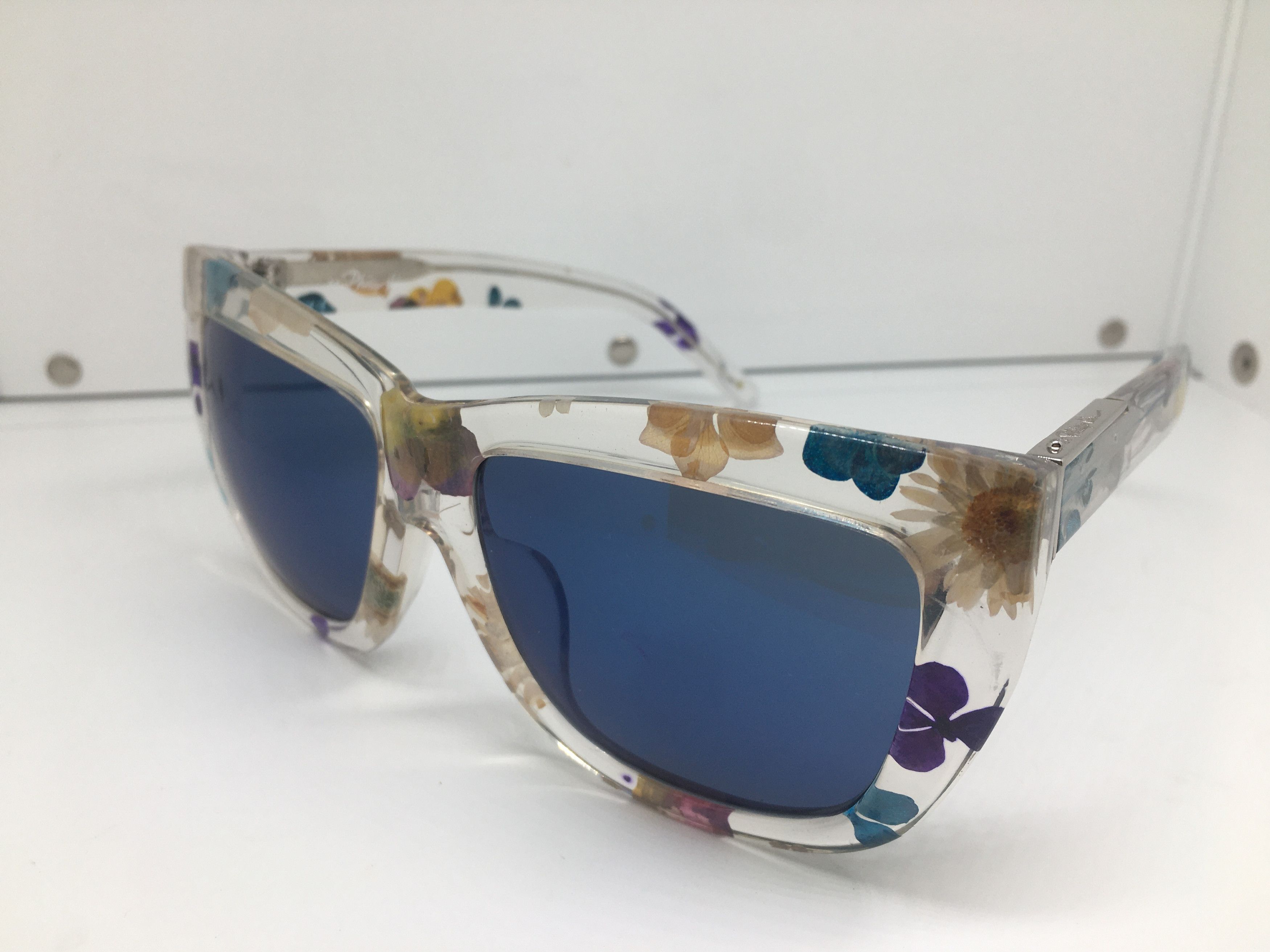 Linda Farrow Linda Farrow Phillip Lim Oversize Flower Sunglasses Size ONE SIZE - 3 Thumbnail