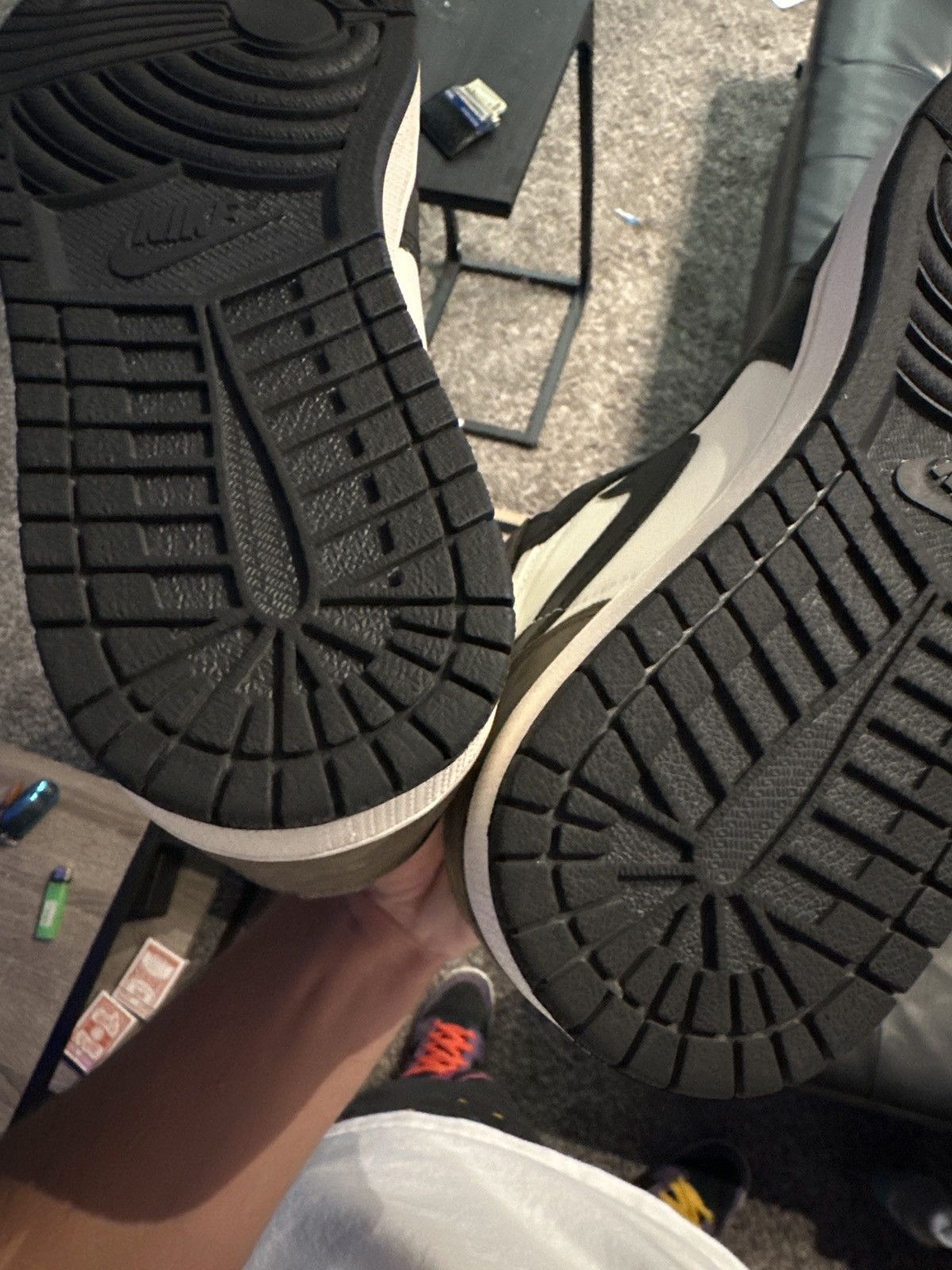 Jordan Brand Jordan 1 Mochas Size US 11 / EU 44 - 8 Thumbnail