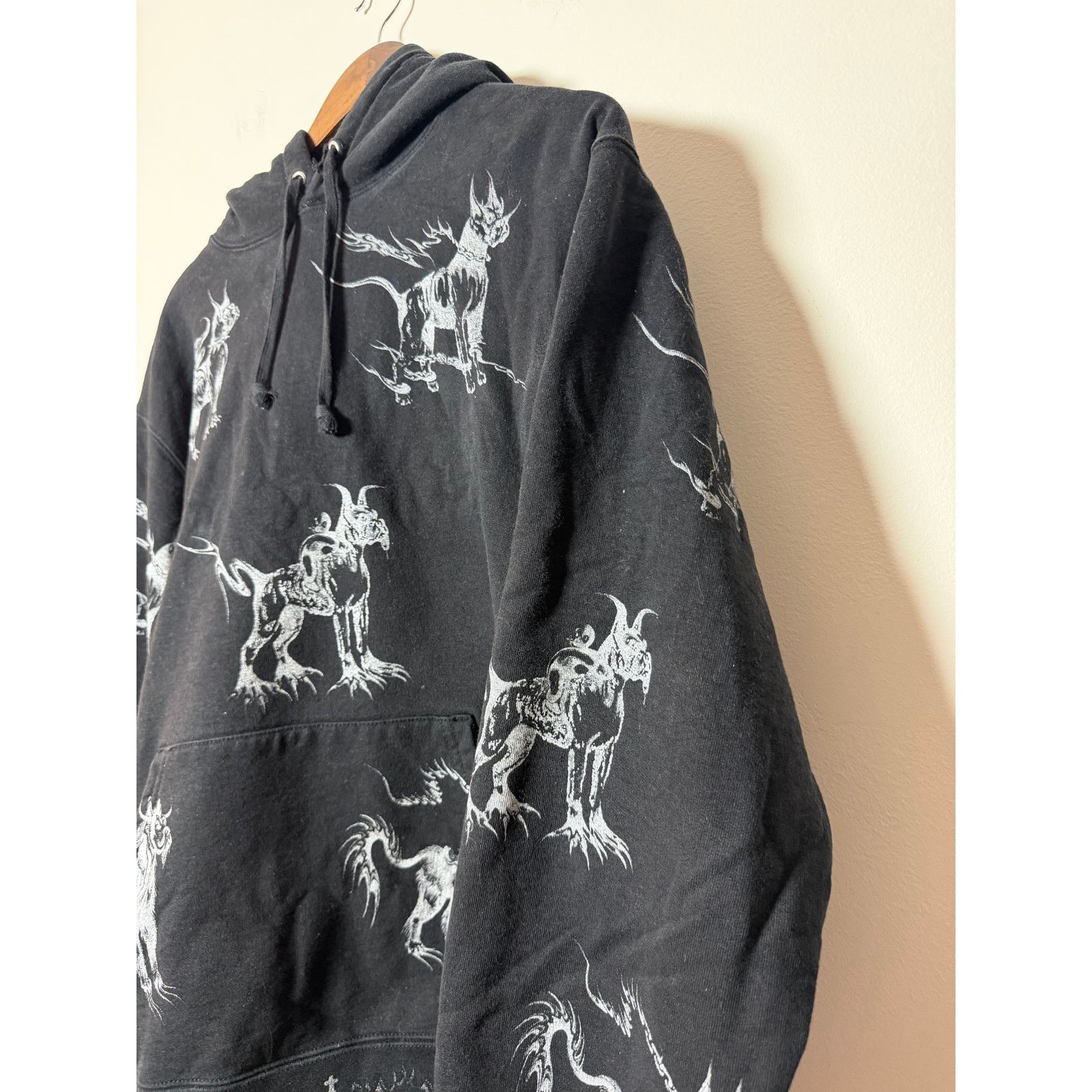 Supreme Supreme Animals Hooded Sweatshirt 'Black' Size US L / EU 52-54 / 3 - 2 Thumbnail