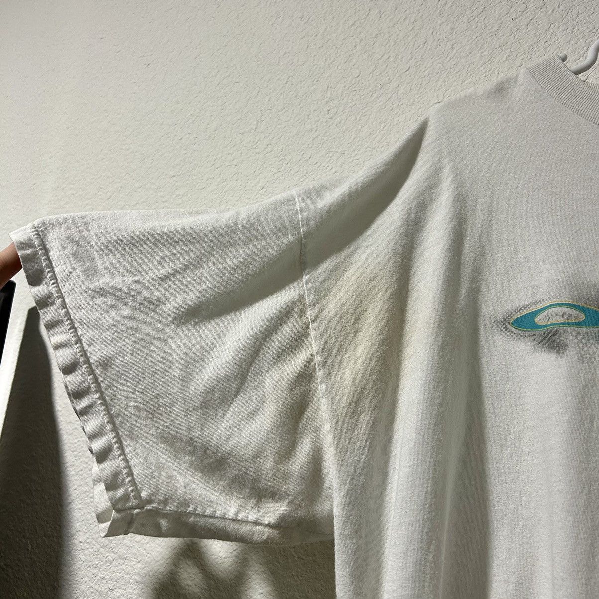 Vintage Vintage Y2K Oakley Large Logo T-Shirt Men’s XXL Size US XXL / EU 58 / 5 - 5 Thumbnail