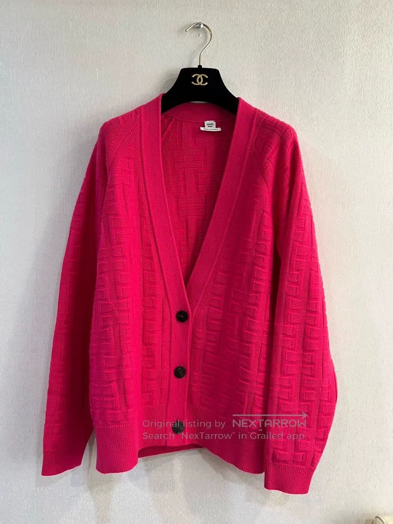 Hermes Hermes Rose red cardigan Size XS / US 0-2 / IT 36-38 - 1 Thumbnail