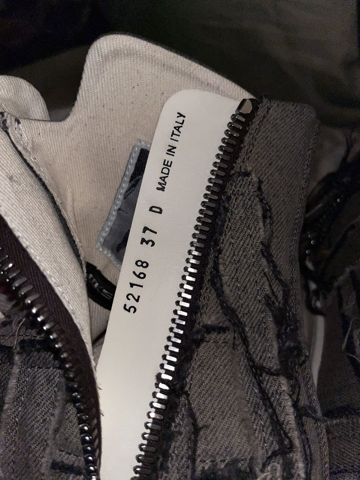 Rick Owens Drkshdw Rick Owen’s DRKSHDW Slashed Denim Size US 7 / IT 37 - 9 Thumbnail