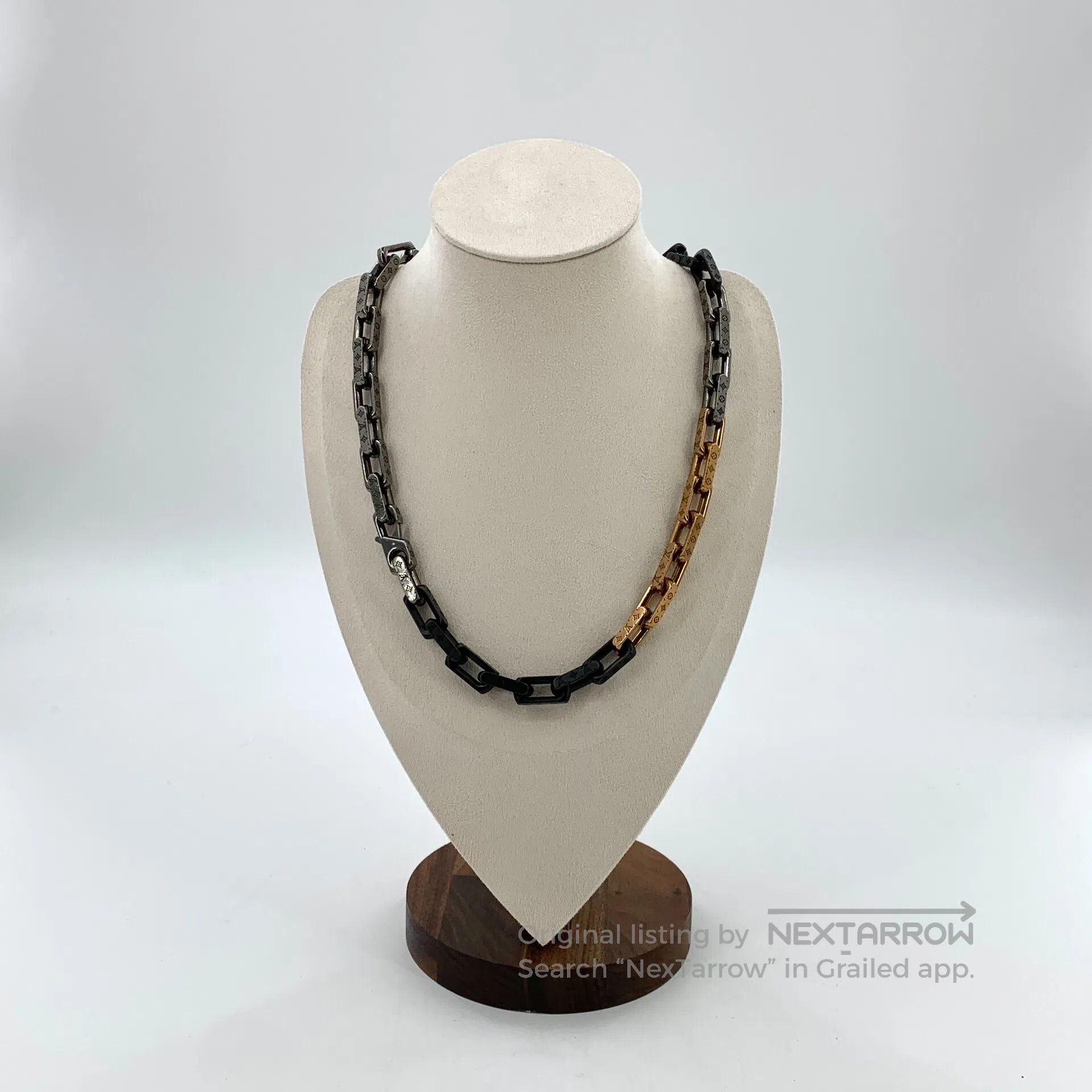Louis Vuitton Louis Vuitton Color-Blocked Chain Logo Monogrammed Cut-Out Size ONE SIZE - 4 Thumbnail