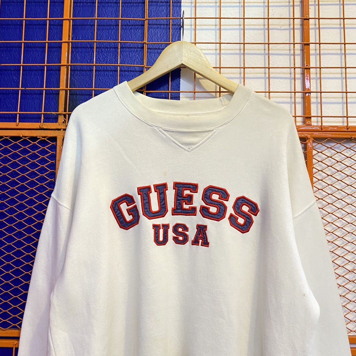 Guess Vintage Guess Usa Sweatshirt Crewneck Embroidery Size US XL / EU 56 / 4 - 2 Thumbnail
