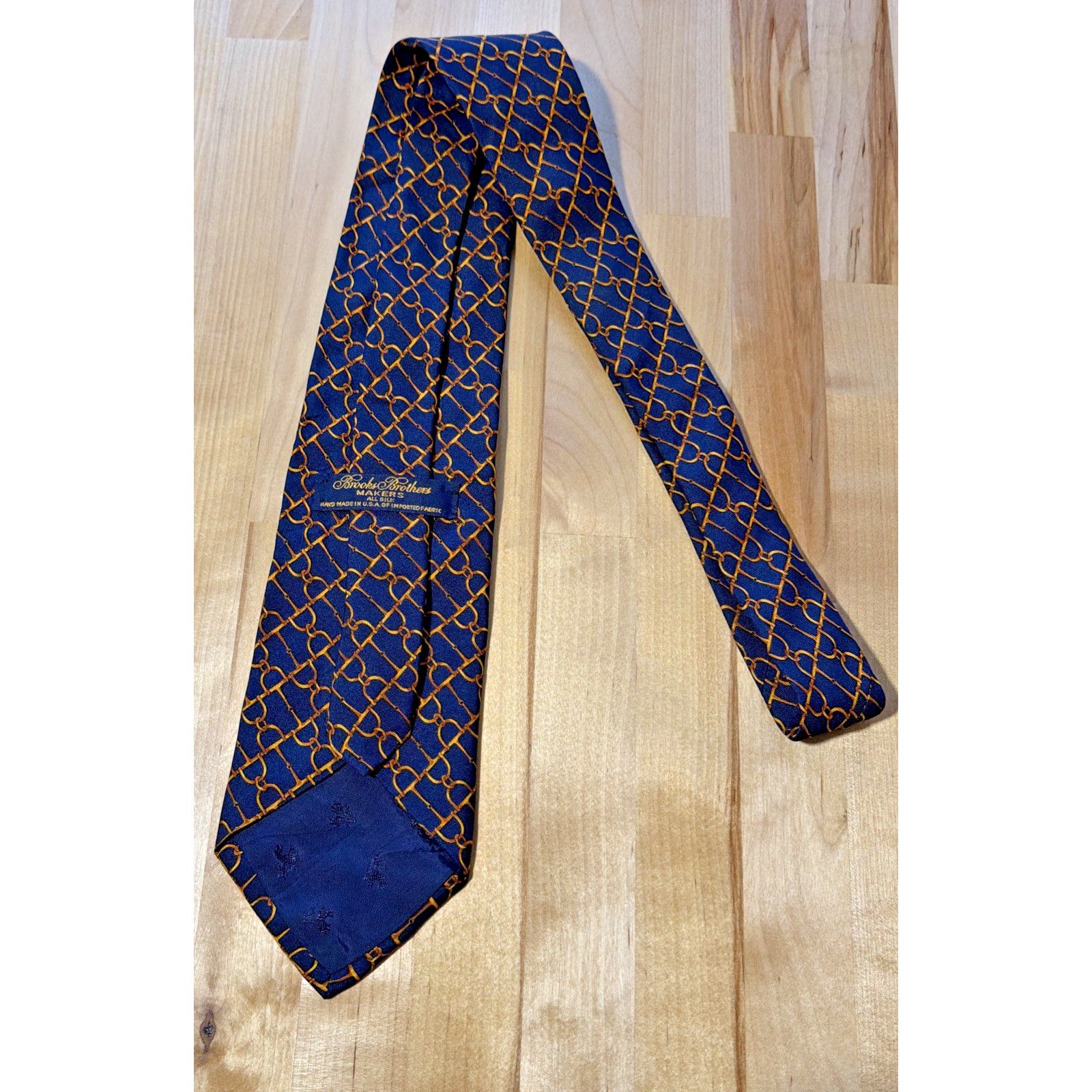 Brooks Brothers Brooks Brothers Tie Makers Silk Chain Link Navy Blue & Gold Size ONE SIZE - 2 Thumbnail