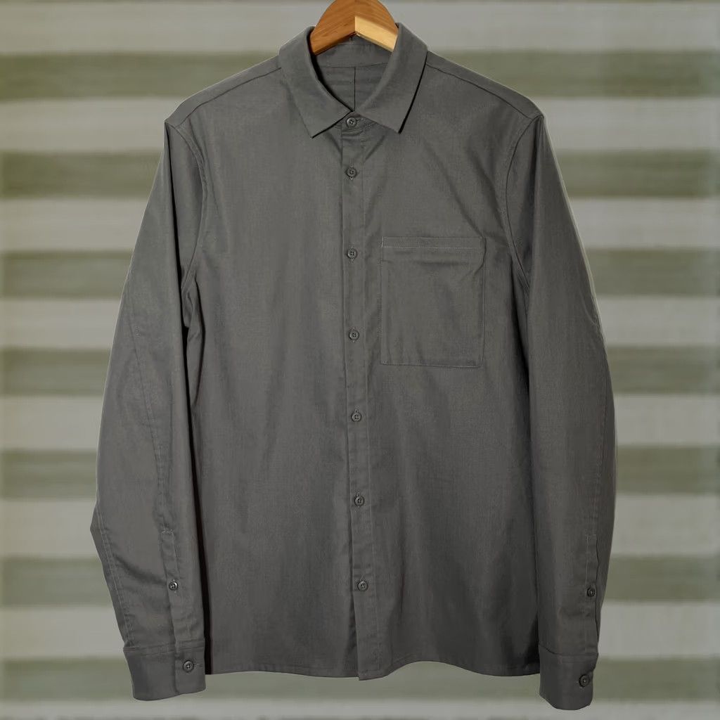 Lululemon Lululemon Men's Button-Up Shirt Casual Solid Green M Shirt Mens Regular Size US M / EU 48-50 / 2 - 1 Thumbnail
