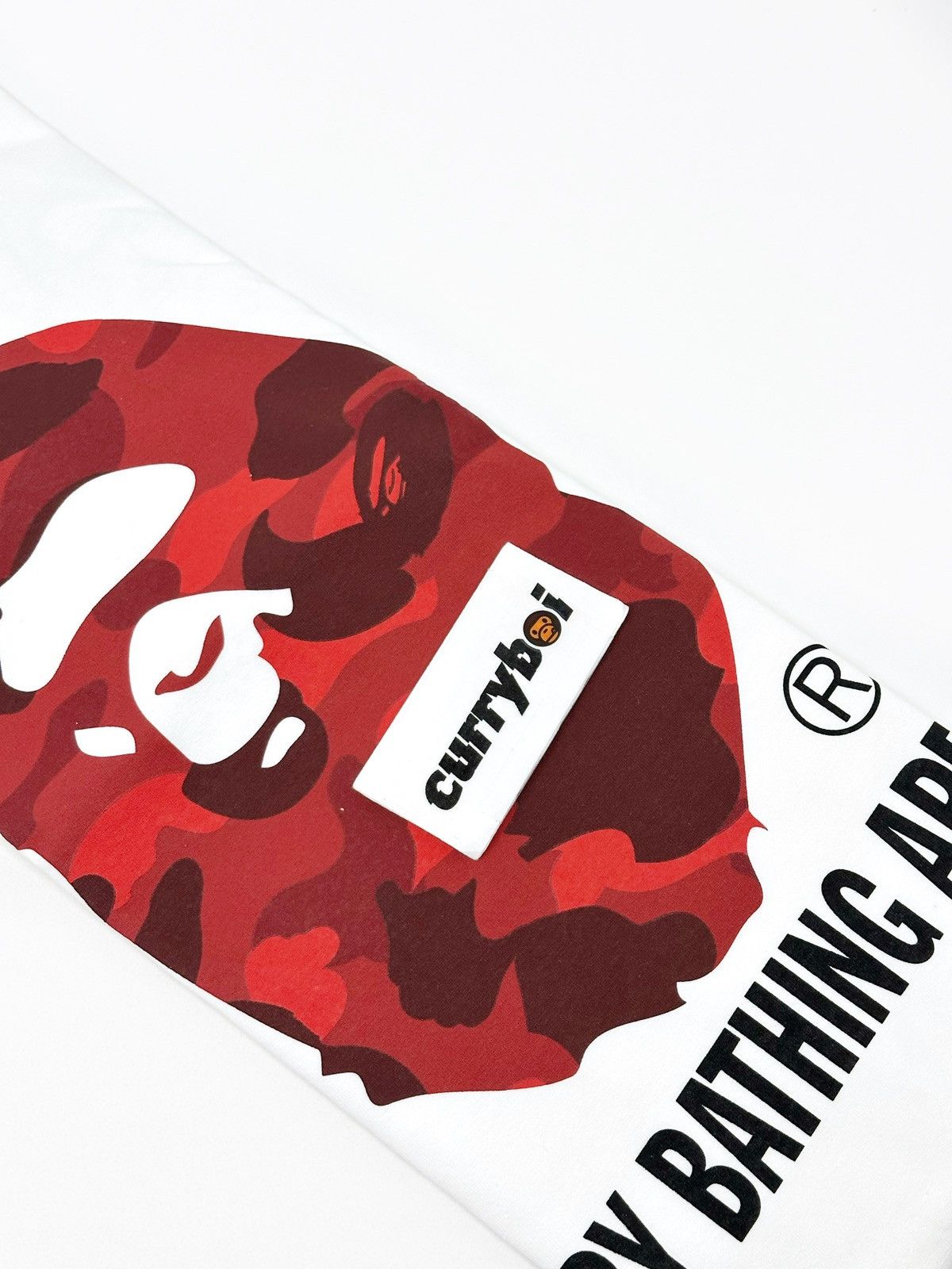 Bape BAPE Color Camo By Bathing Ape Tee White/Red Size US XXL / EU 58 / 5 - 4 Thumbnail
