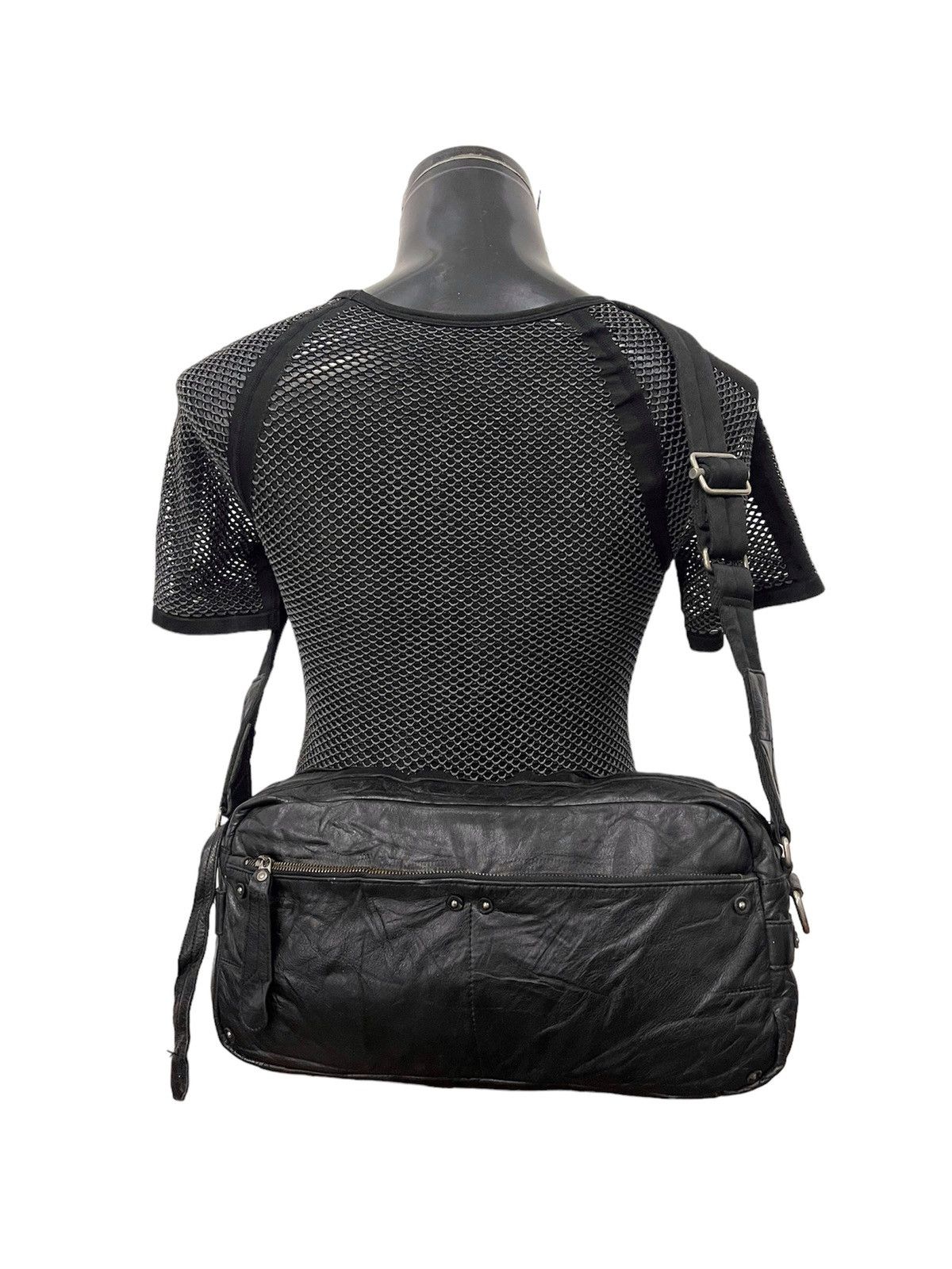 Bark × Genuine Leather × Japanese Brand Unisex🔥🔥🔥BARK TANNAGE japan leather bondage crossbody bag Size ONE SIZE - 3 Thumbnail