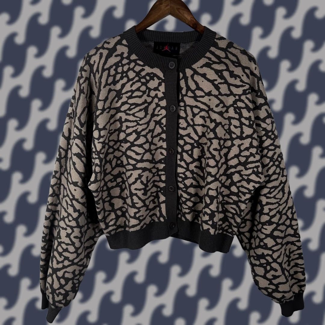 Jordan Brand Jordan Brand Women Cardigan Sweater Brown Elephant Print Loose Fit M Long Sleeve Round Neck Size M / US 6-8 / IT 42-44 - 1 Thumbnail