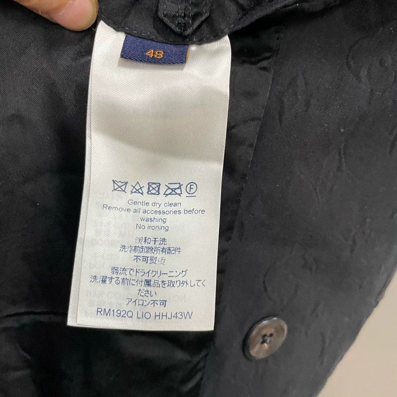 Louis Vuitton Louis Vuitton Black full embossed presbyopic suit 2501-Next Size 48R - 4 Thumbnail