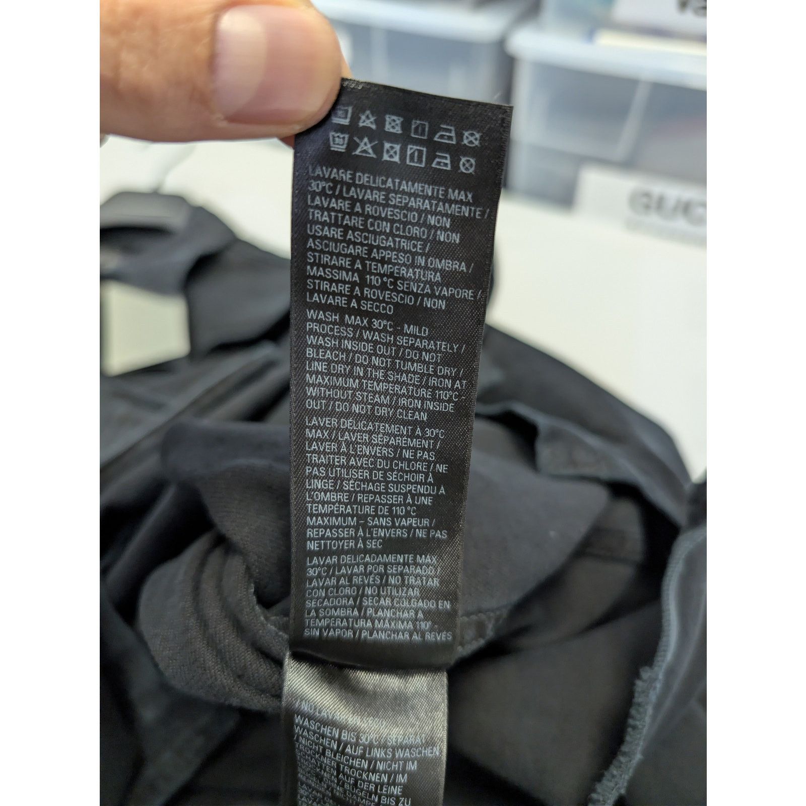 Balenciaga o1rshd1 Left-Hand Denim Cargo Shirt in Sunbleached Black Size US M / EU 48-50 / 2 - 20 Thumbnail