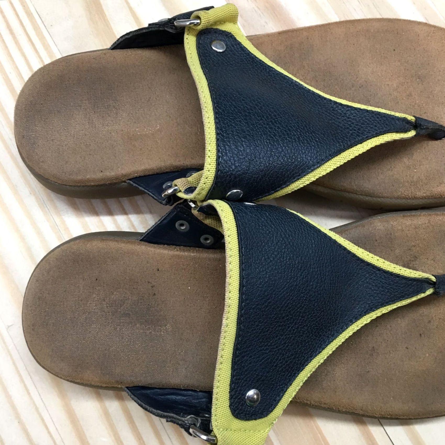 Vintage Aerosoles Sandals Womens 8 M Wip About Thong Blue Faux Leather Toe Post Size US 8 / IT 38 - 5 Thumbnail
