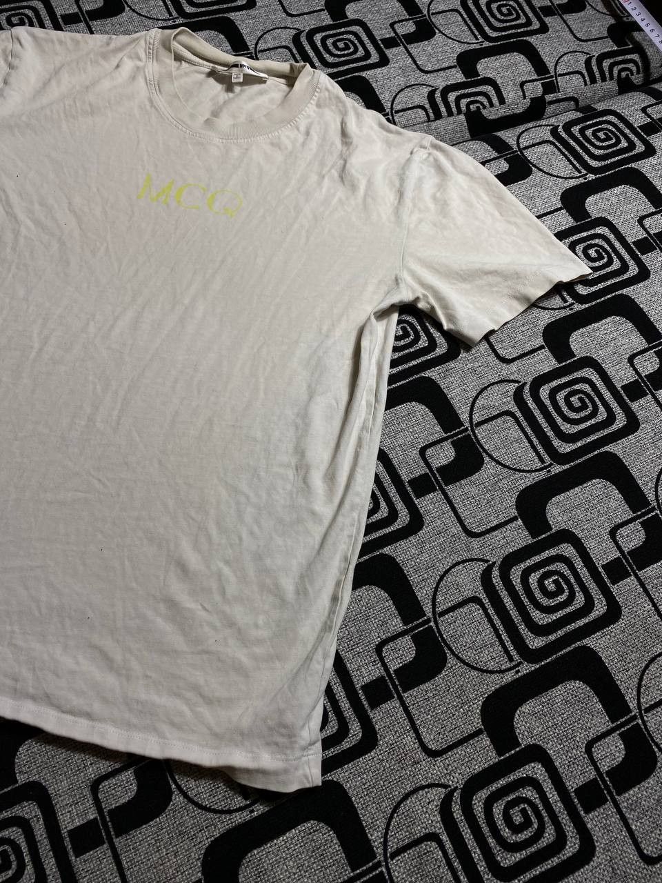 Alexander McQueen × Vintage Rare Design Vintage Alexander McQueen Skull T-shirt 2007s Size US S / EU 44-46 / 1 - 15 Thumbnail