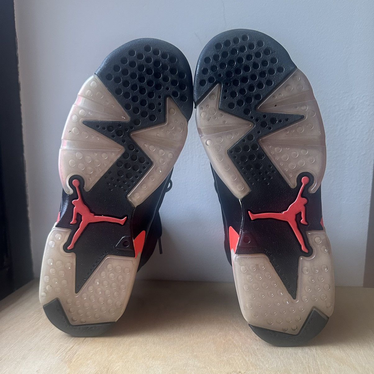 Jordan Brand AIR JORDAN 6 VI RETRO INFRARED Size US 7.5 / IT 37.5 - 8 Thumbnail