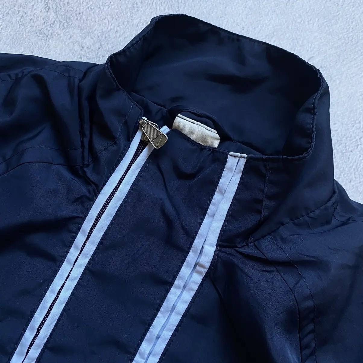 Nike × Vintage Vintage Nike Nylon Y2K Track Light Jacket Size US M / EU 48-50 / 2 - 3 Thumbnail