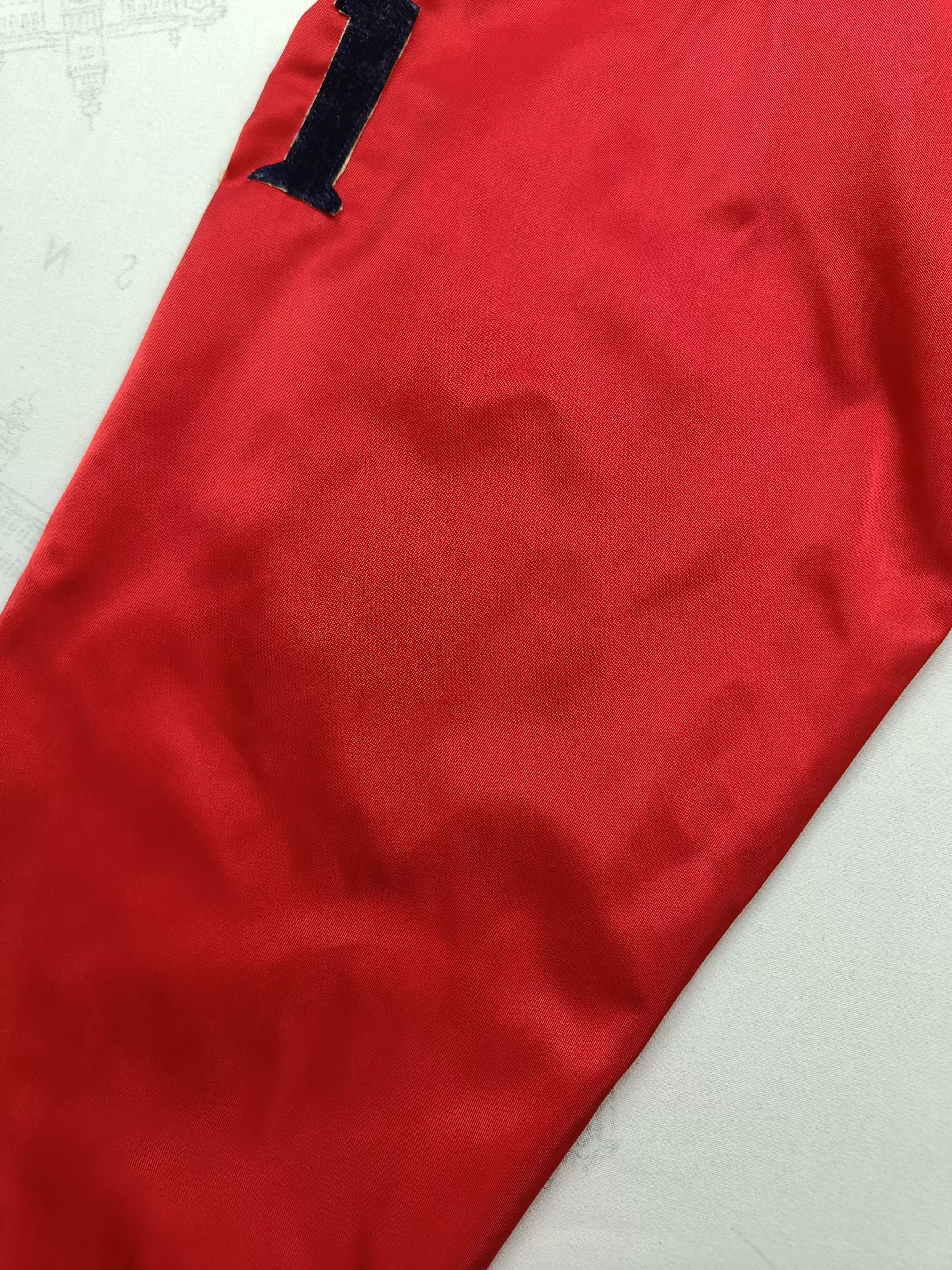 Descente Vintage 80s DESCENTE 'BOMBERS' Back Spell Out Size US L / EU 52-54 / 3 - 13 Thumbnail