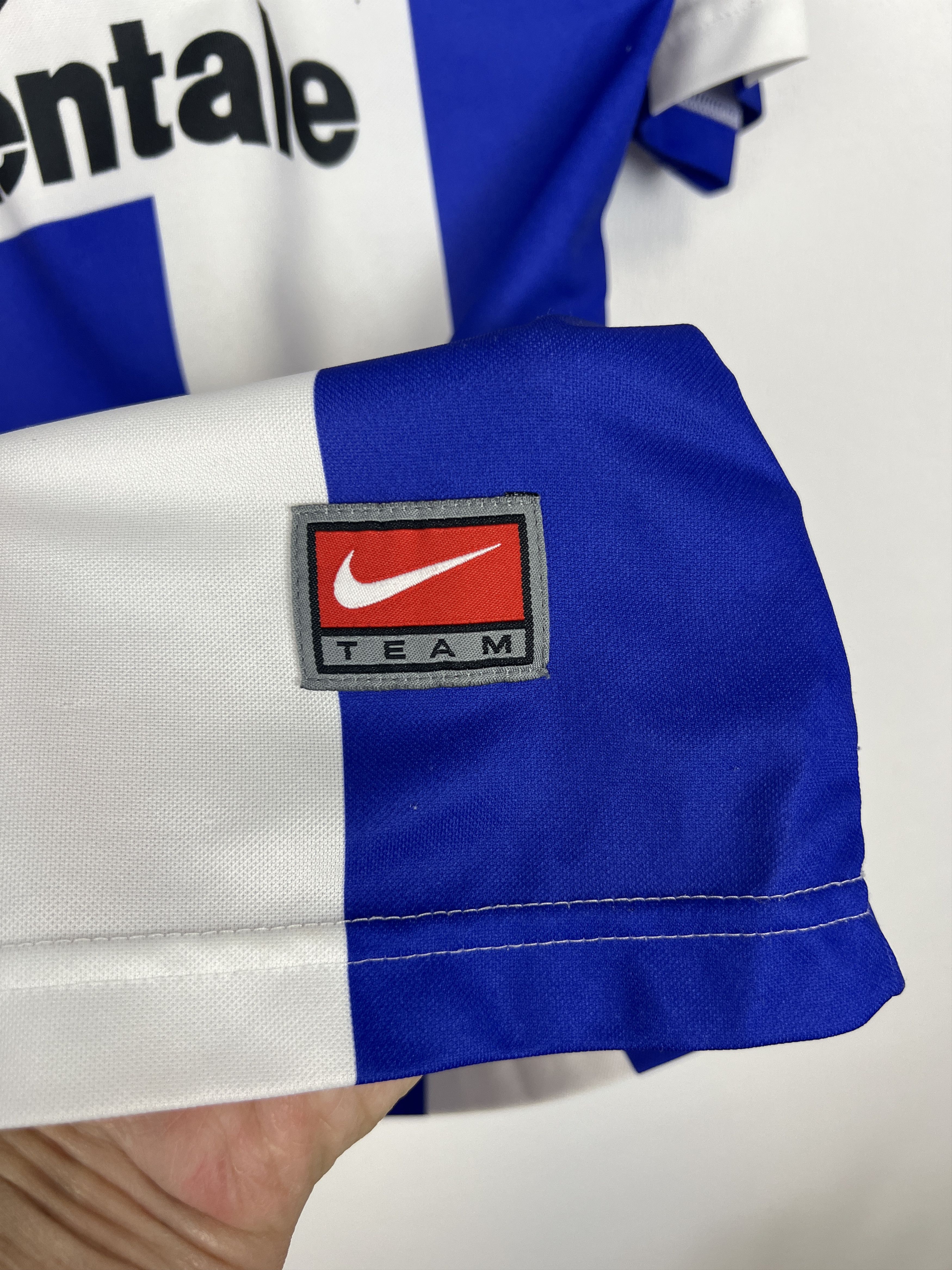 Nike Hertha football shirt Soccer Nike Jersey Tee Hype Size US S / EU 44-46 / 1 - 5 Thumbnail