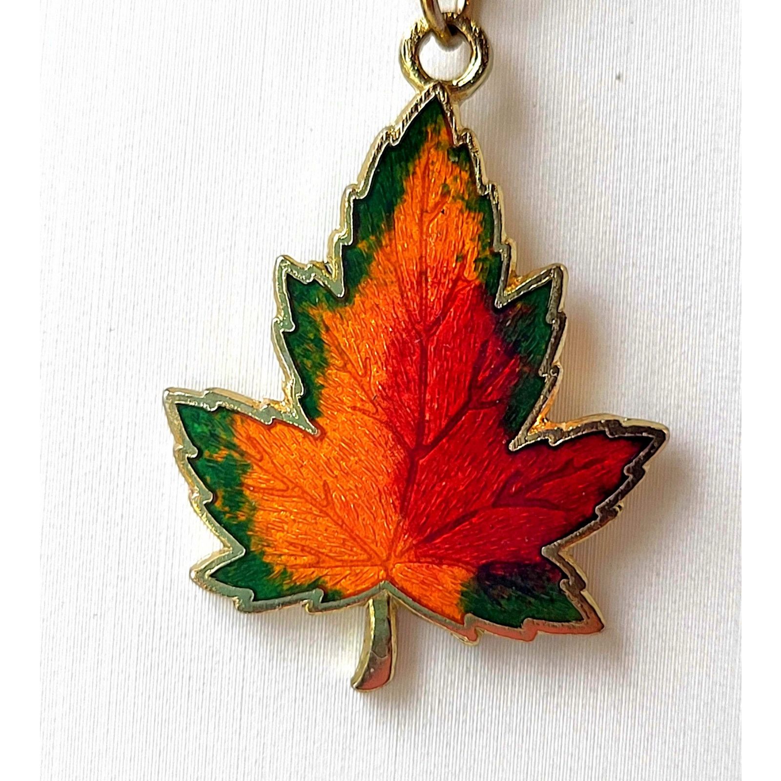 Other Maple Leaf Pendant Necklace Earrings Set VT Canada Enamel Size ONE SIZE - 1 Thumbnail