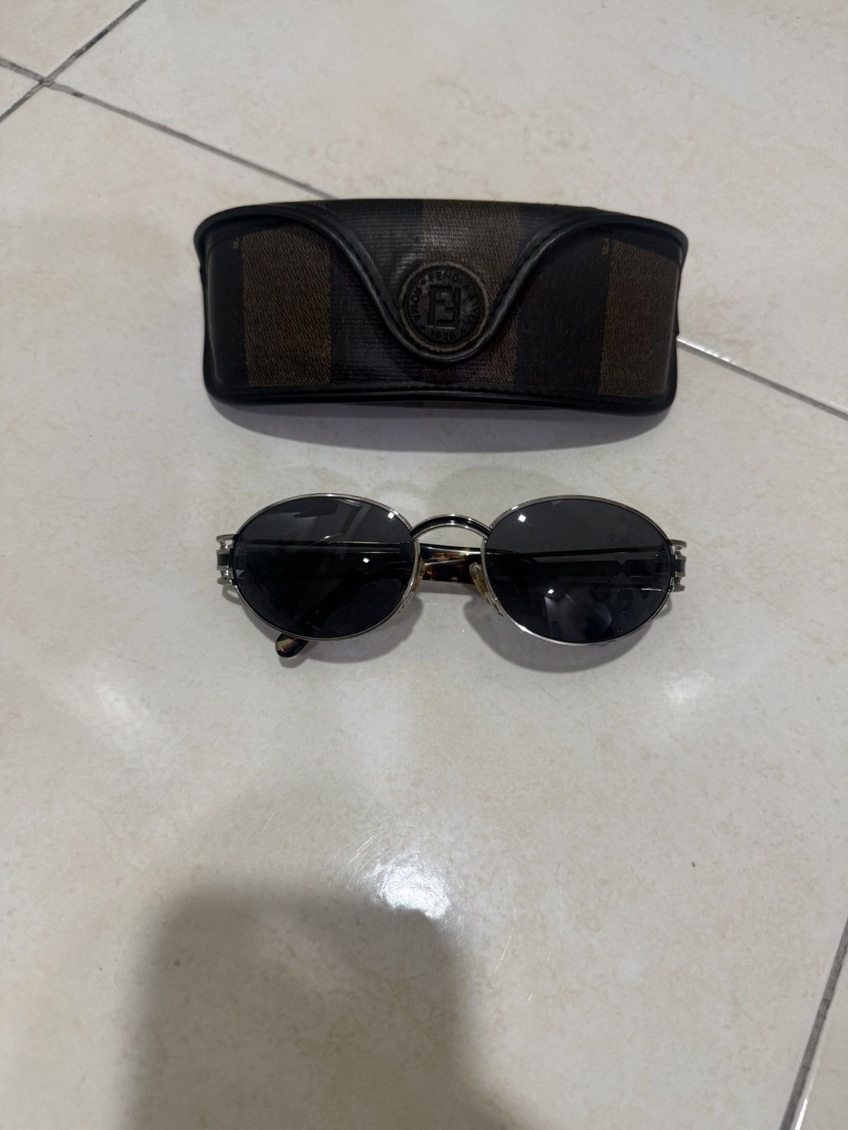 FENDIフェンディサングラスヴィンテージ SL 7038 オーバル ラウンド Fendi Vintage Sunglasses Fendi SL 7038 Oval | Grailed