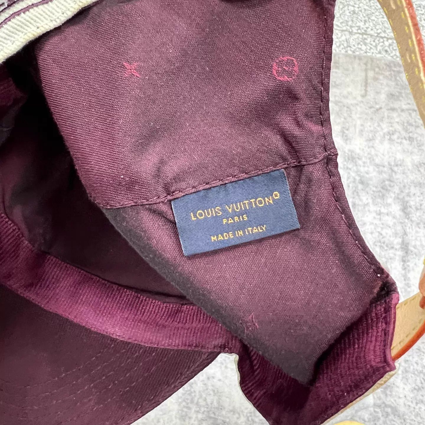 Louis Vuitton LV new colorblocked embroidered logo baseball cap Size ONE SIZE - 3 Thumbnail