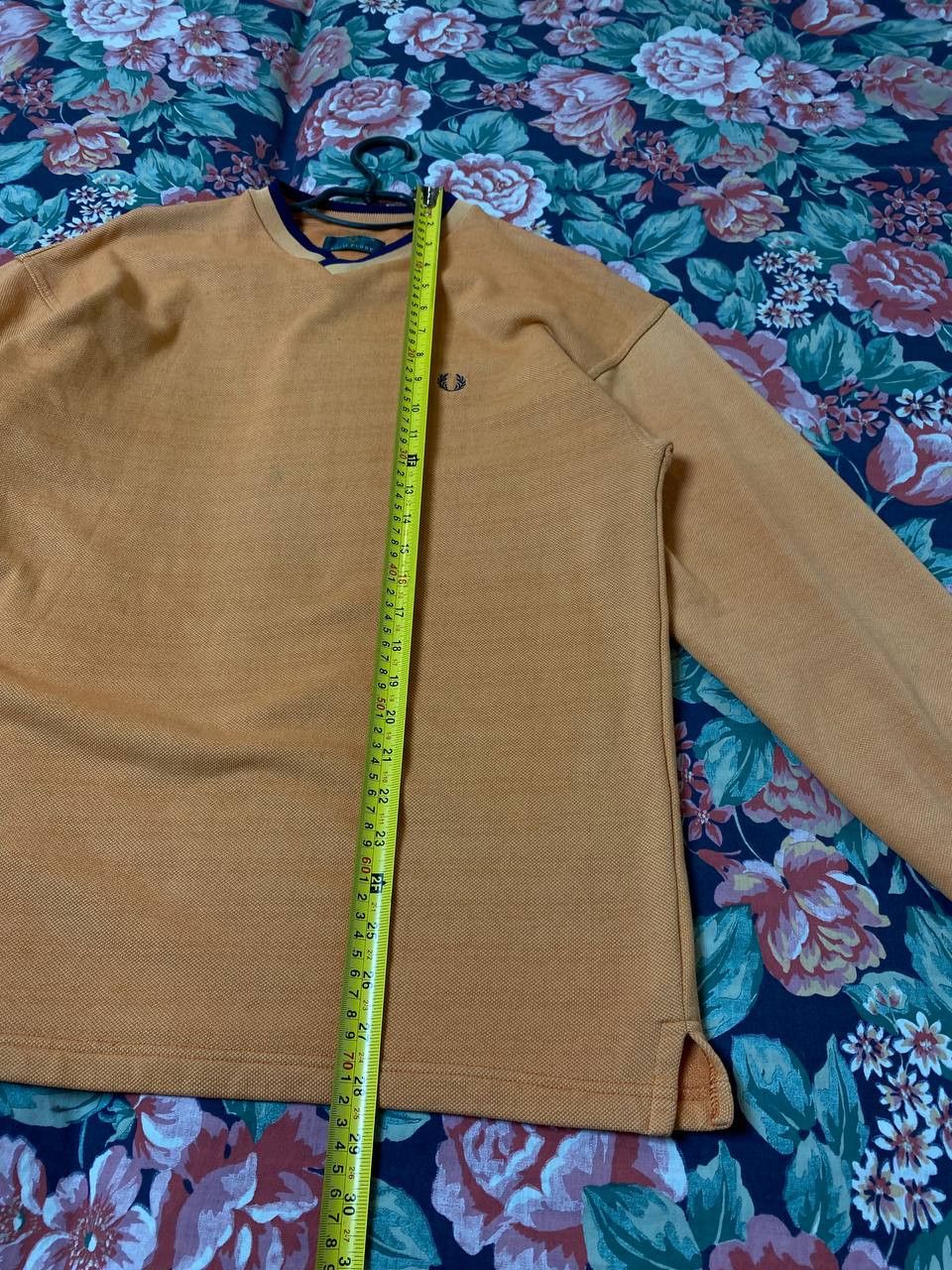 Fred Perry 🔥 2000s FRED PERRY DISTRESSED ICONIC LOGO SWEATSHIRT 🔥 Size US M / EU 48-50 / 2 - 6 Thumbnail