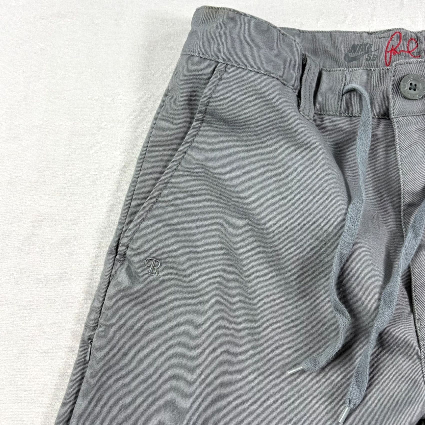 Nike Nike SB Pants Mens 28x30 Gray Chino Paul Rodriguez Skateboarding Skater Pants Size US 28 / EU 44 - 2 Thumbnail