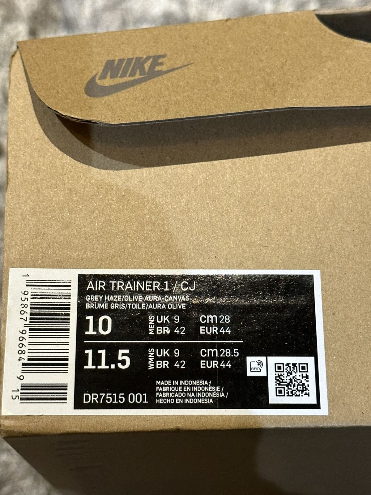 Nike × Travis Scott Travis scott cactus jack air trainer sneakers Size US 10 / EU 43 - 8 Thumbnail
