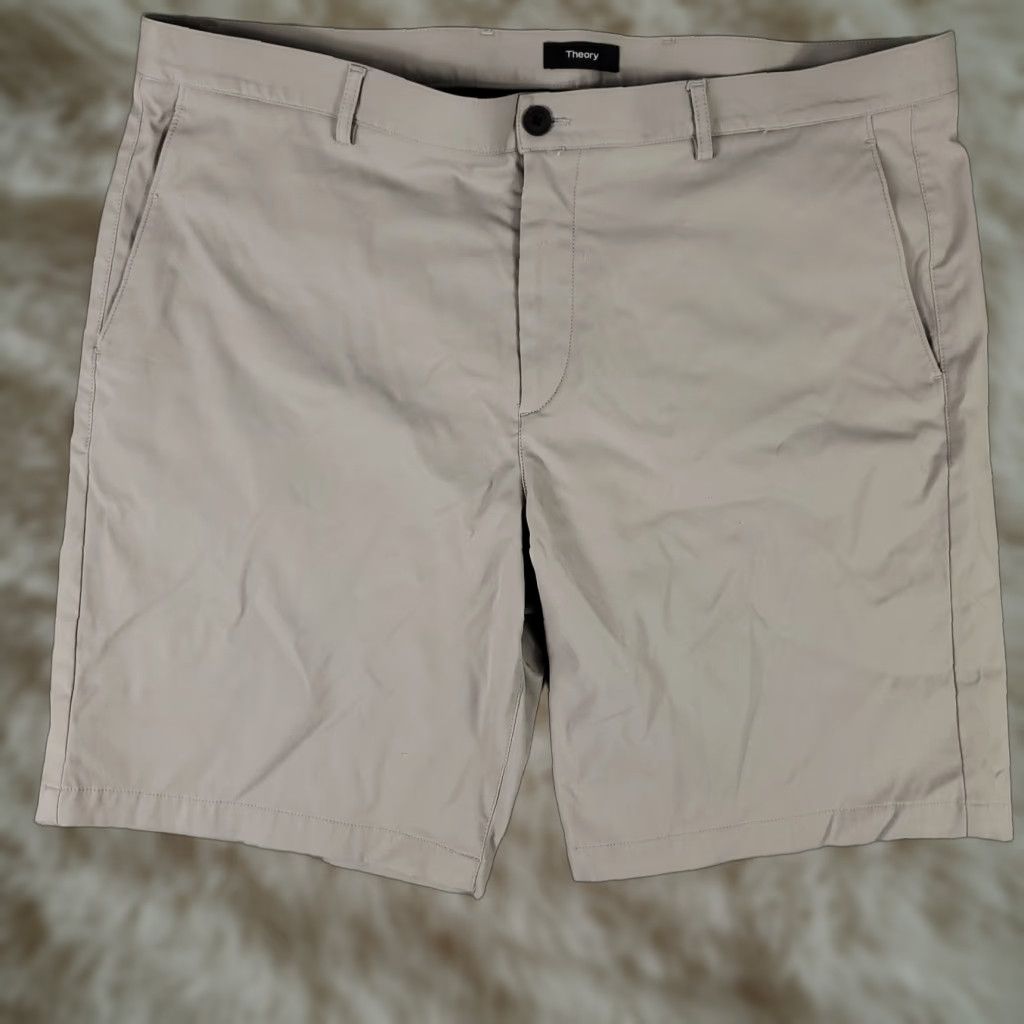 Theory Theory Men Size 40 Chino Flat Front Dri Fit Beanie Beige/Gray Polyester Shorts Casual Short Size US 40 / EU 56 - 1 Thumbnail