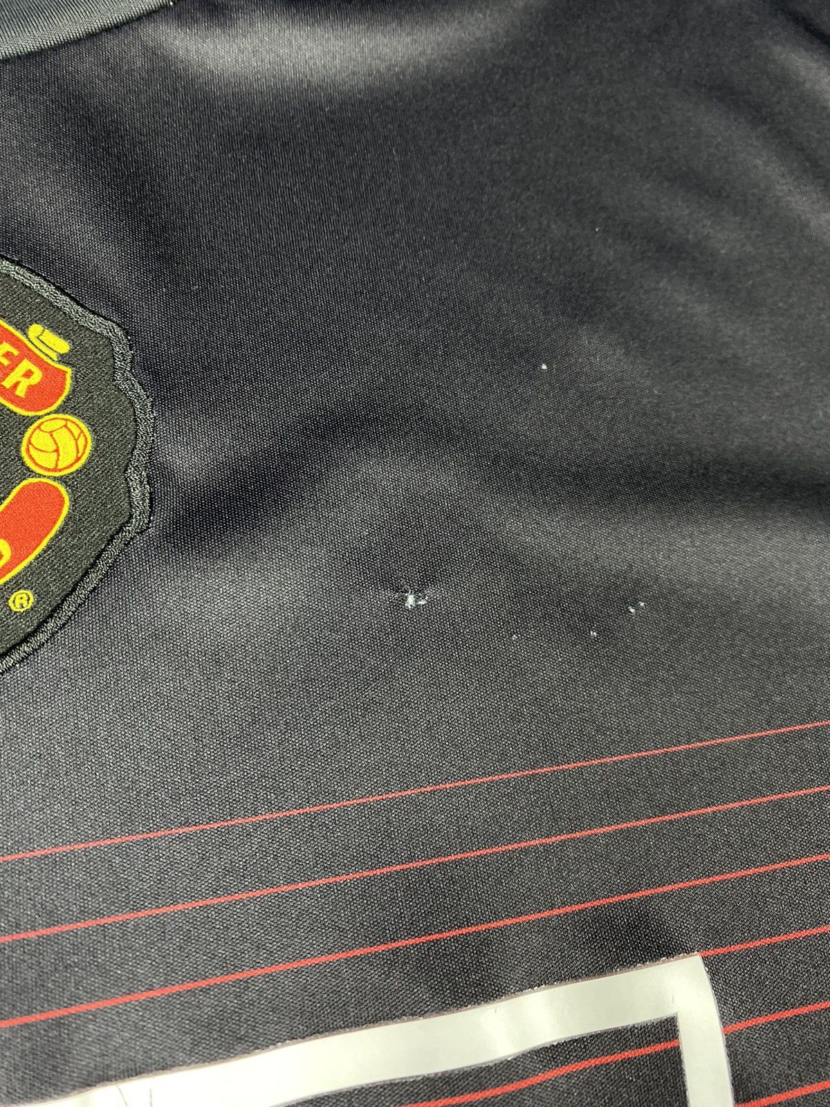 Nike Vintage Nike Manchester United Center Logo Soccer Jersey Tee Size US XL / EU 56 / 4 - 8 Thumbnail