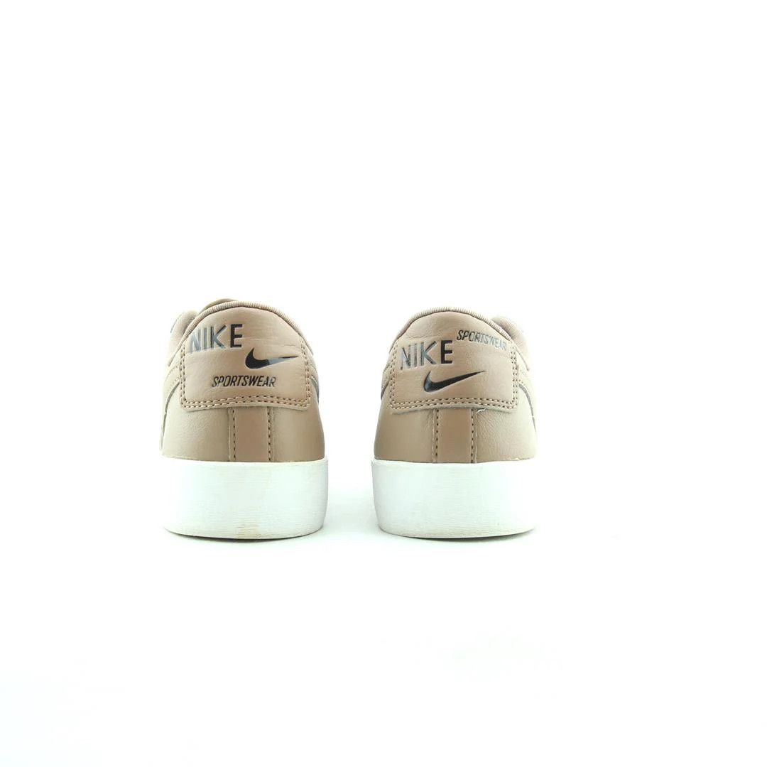 Nike NIKE BLAZER LOW SE DESERT DUST Size US 9 / EU 42 - 4 Thumbnail