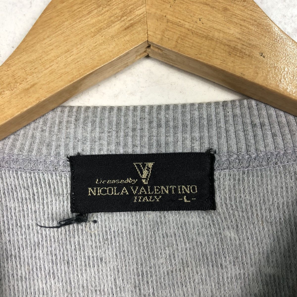 Vintage Vintage Nicola Valentino Spell Out Big Logo Sweatshirt Size US M / EU 48-50 / 2 - 12 Thumbnail