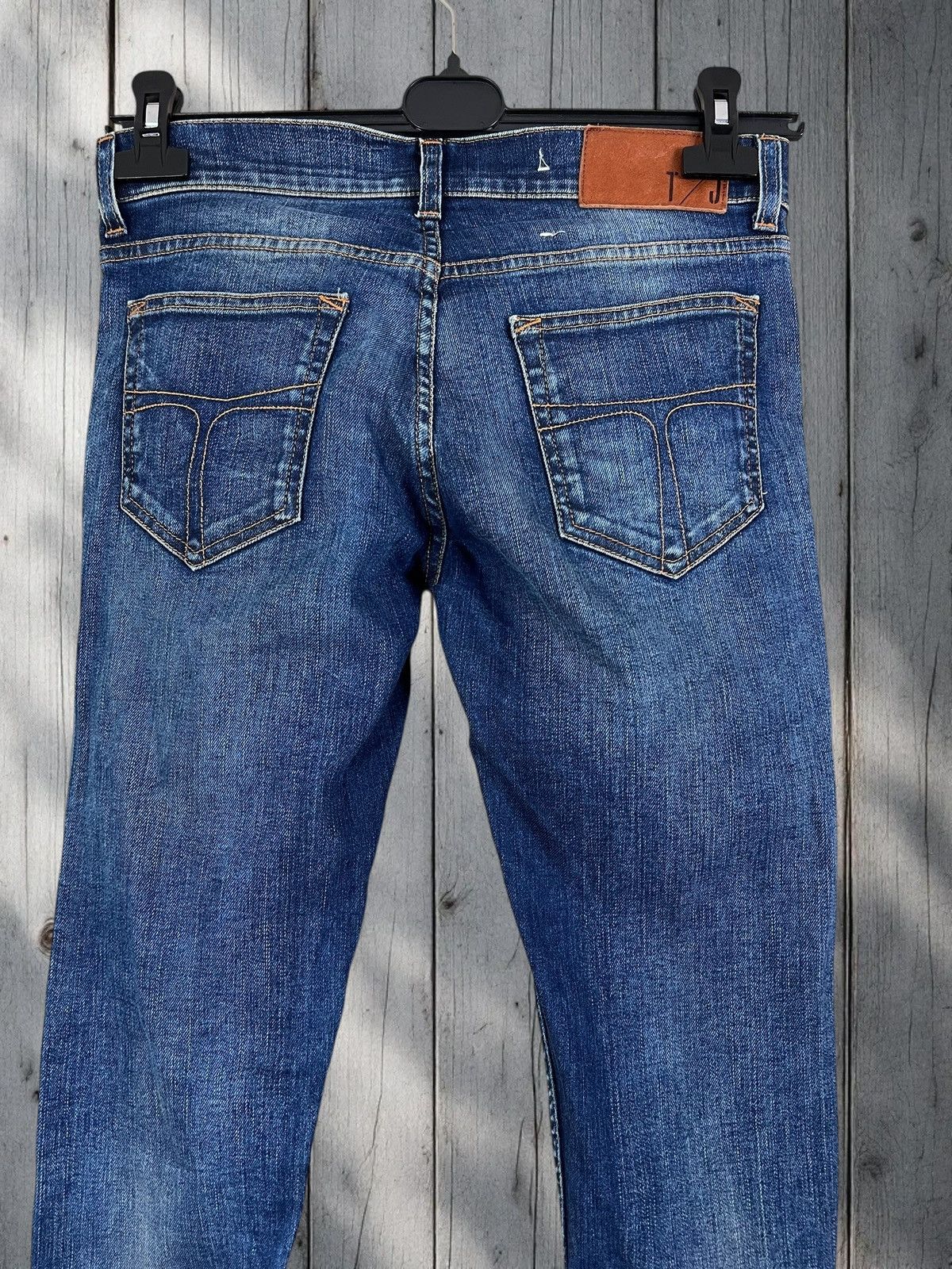 Tiger of Sweden Tiger of Sweden Slim size W28 L32 men’s jeans Size US 28 / EU 44 - 4 Thumbnail